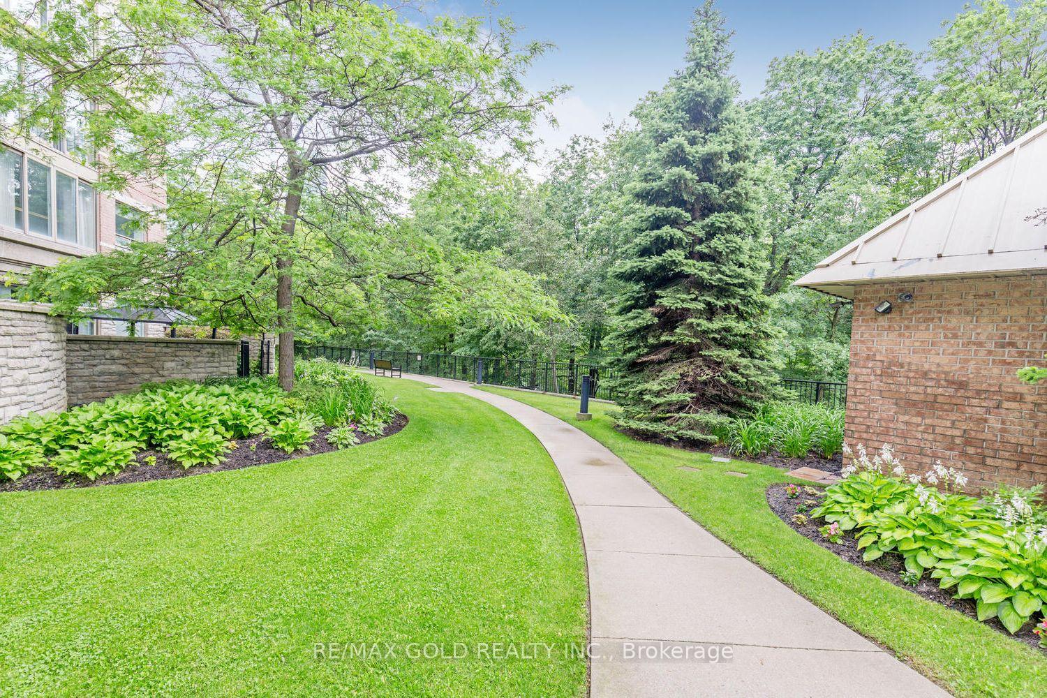 Photo 33 of Unit 1003, 200 Burnhamthorpe Road, Mississauga, City Centre — HOMEH