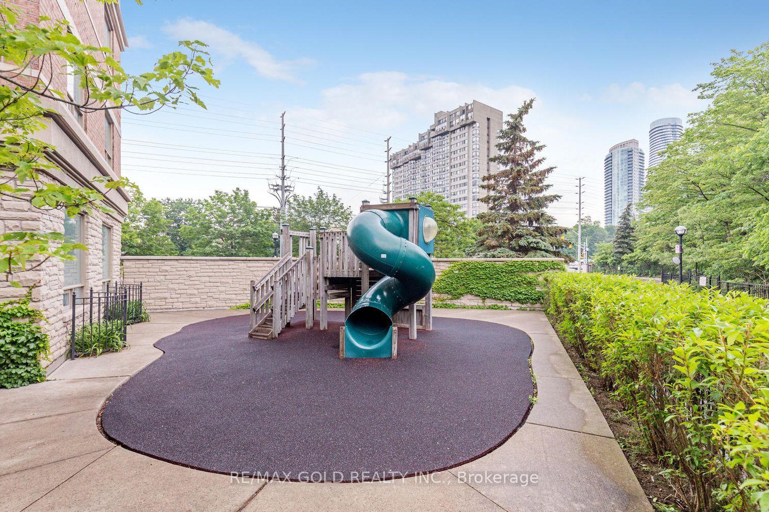 Photo 34 of Unit 1003, 200 Burnhamthorpe Road, Mississauga, City Centre — HOMEH