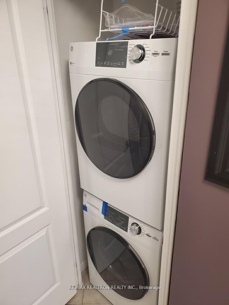 Photo 13 of Unit 508, 555 Yonge Street, Toronto, Church-Yonge Corridor — HOMEH