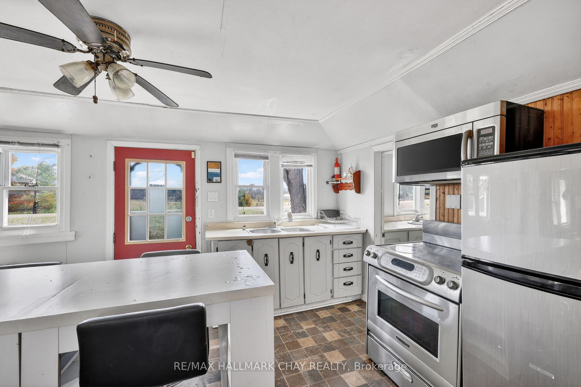 Photo 7 of 127 Monck Road, Kawartha Lakes, Dalton — HOMEH
