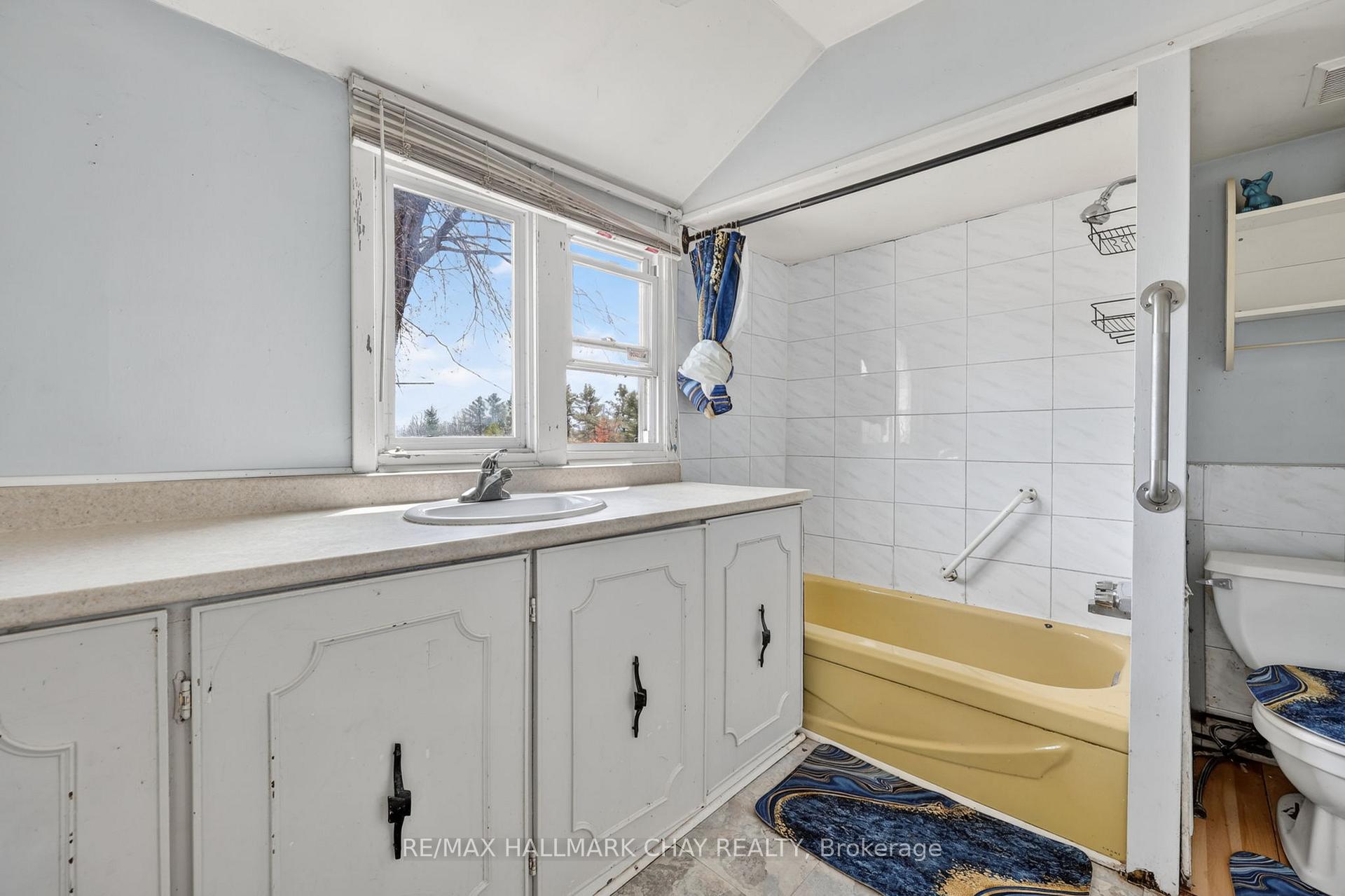 Photo 14 of 127 Monck Road, Kawartha Lakes, Dalton — HOMEH