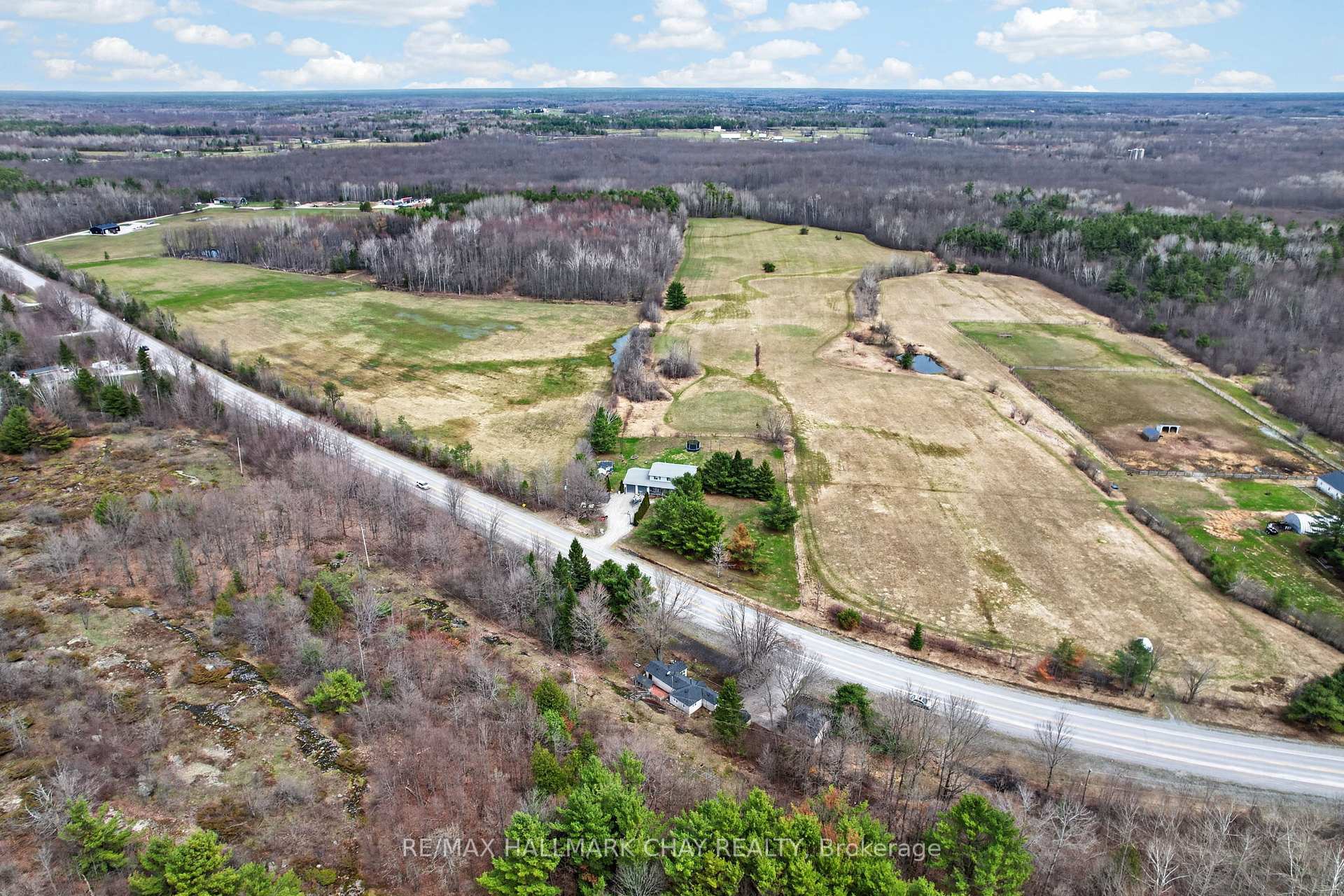 Photo 18 of 127 Monck Road, Kawartha Lakes, Dalton — HOMEH