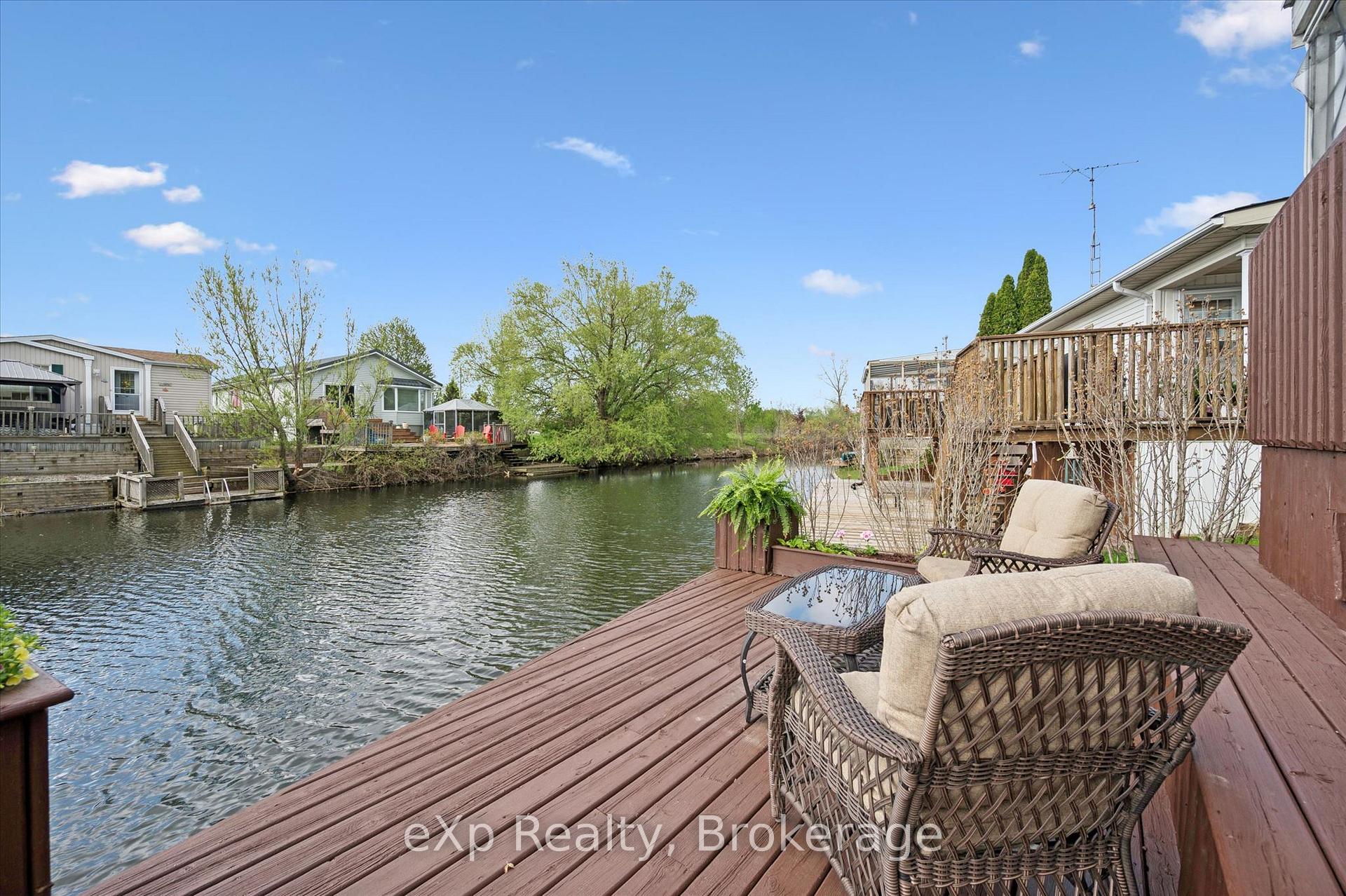 Photo 35 of 18 Jasper Heights Private, Puslinch, Rural Puslinch East — HOMEH