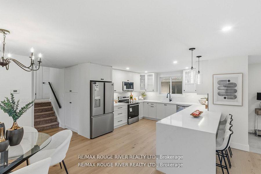 Photo 7 of 27 Archer Drive, Ajax, South East — HOMEH