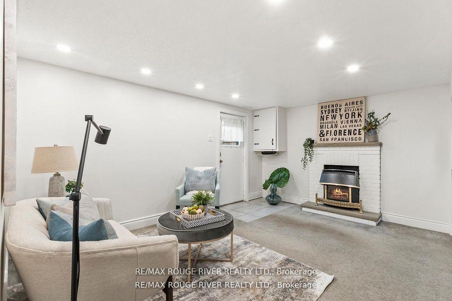 Photo 24 of 27 Archer Drive, Ajax, South East — HOMEH