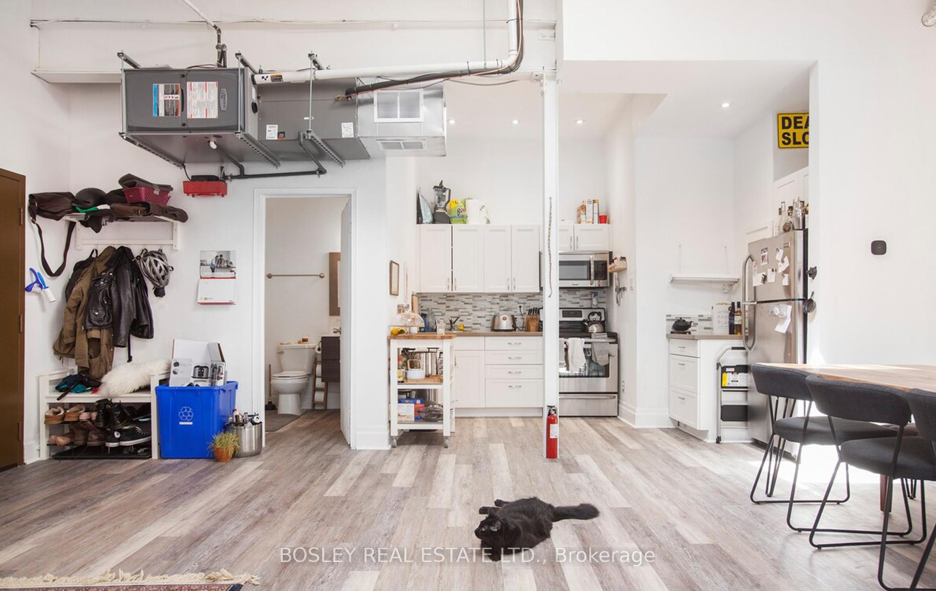 Photo 4 of Unit 202, 137 Roncesvalles Avenue, Toronto, Roncesvalles — HOMEH