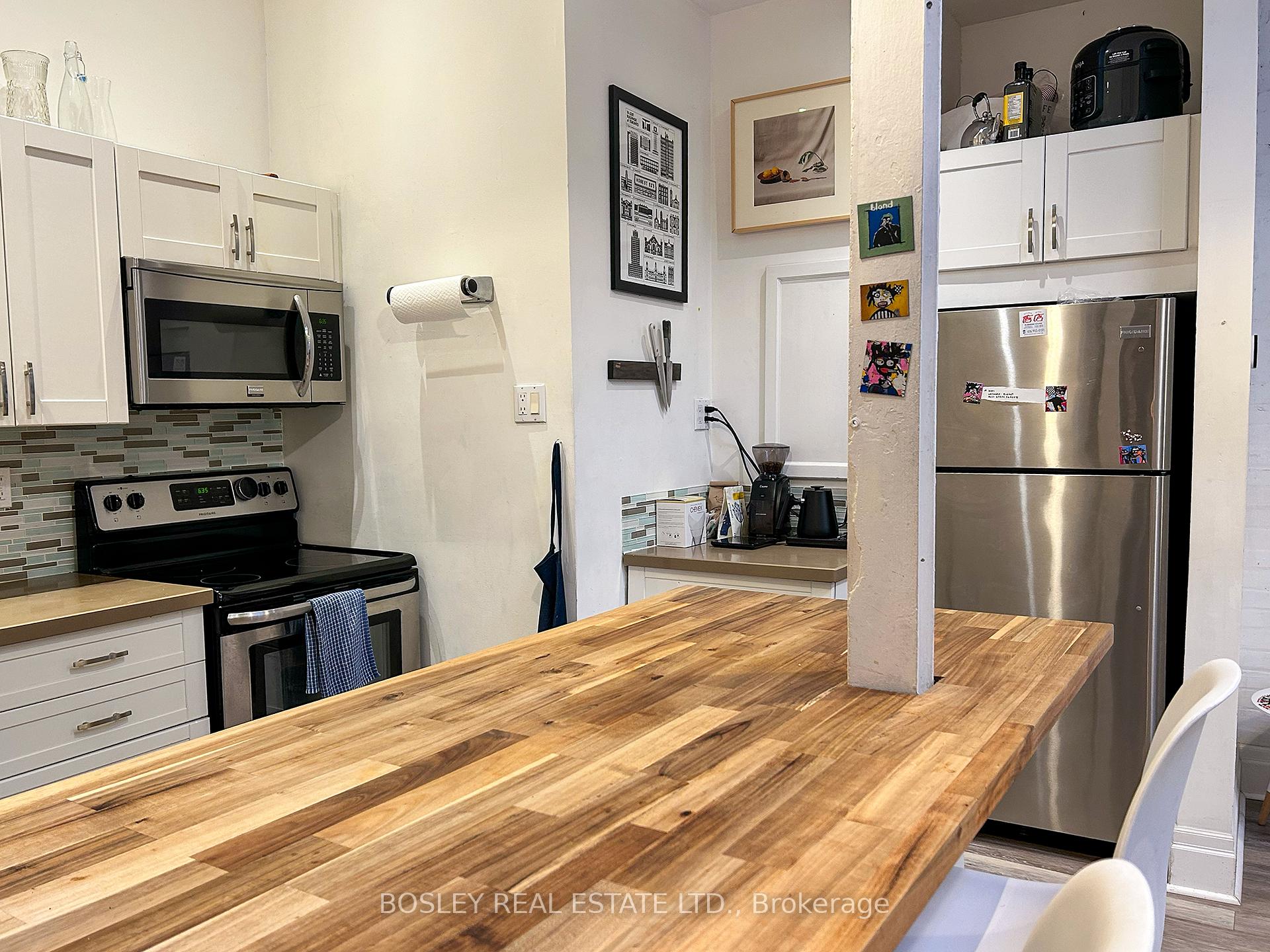 Photo 10 of Unit 202, 137 Roncesvalles Avenue, Toronto, Roncesvalles — HOMEH