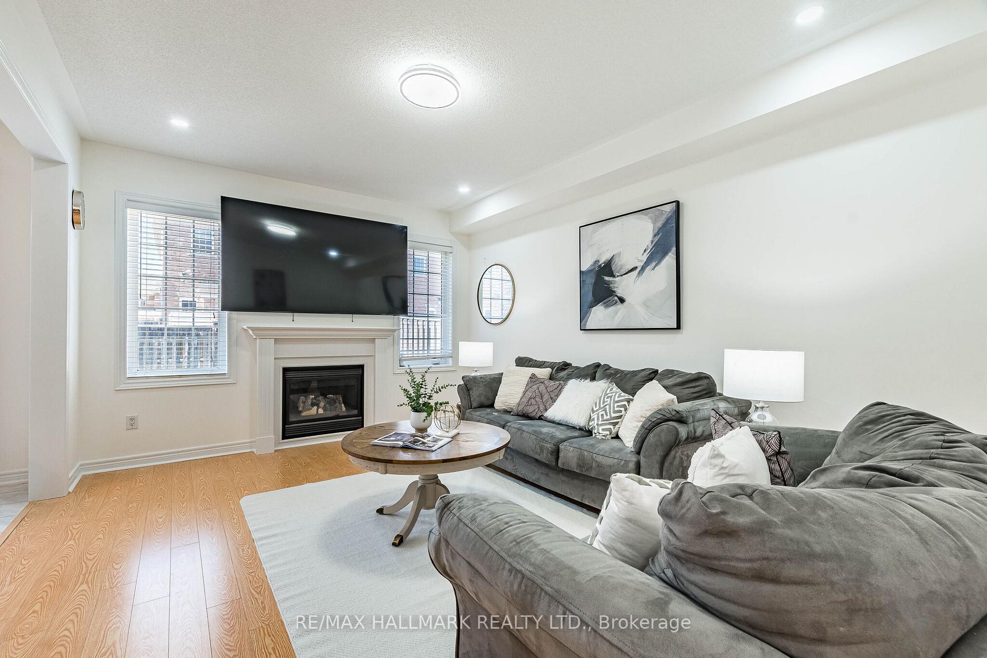 Photo 9 of 4 Callalily Road, Brampton, Northwest Sandalwood Parkway — HOMEH