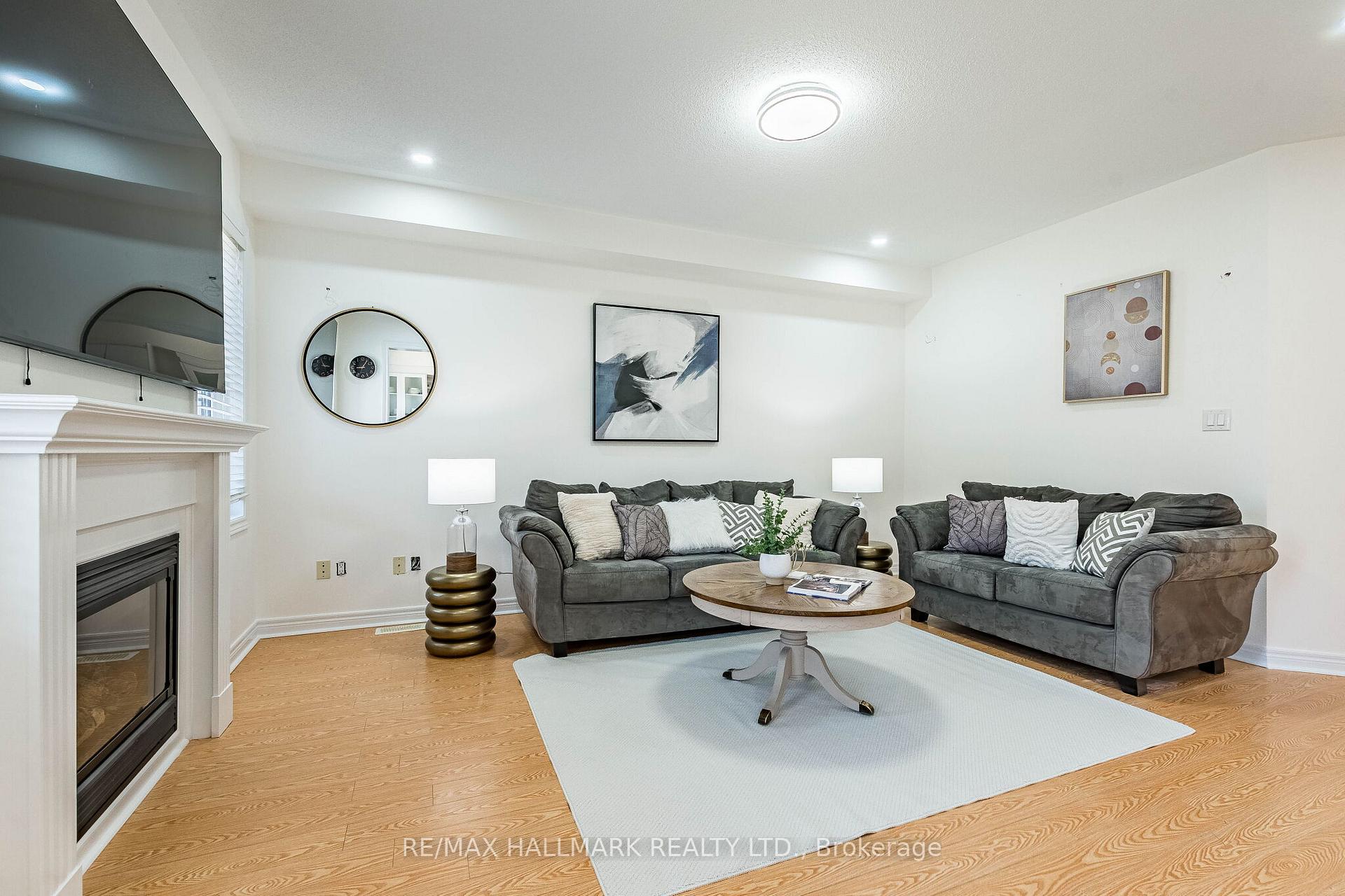 Photo 10 of 4 Callalily Road, Brampton, Northwest Sandalwood Parkway — HOMEH