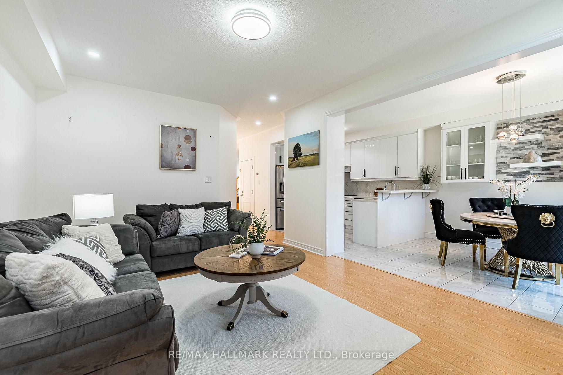 Photo 11 of 4 Callalily Road, Brampton, Northwest Sandalwood Parkway — HOMEH