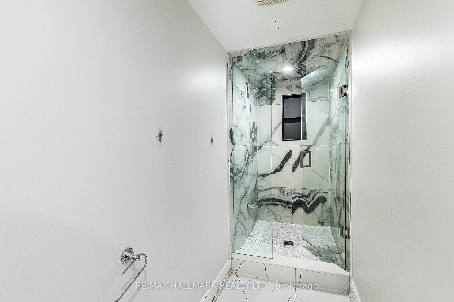 Photo 39 of 4 Callalily Road, Brampton, Northwest Sandalwood Parkway — HOMEH