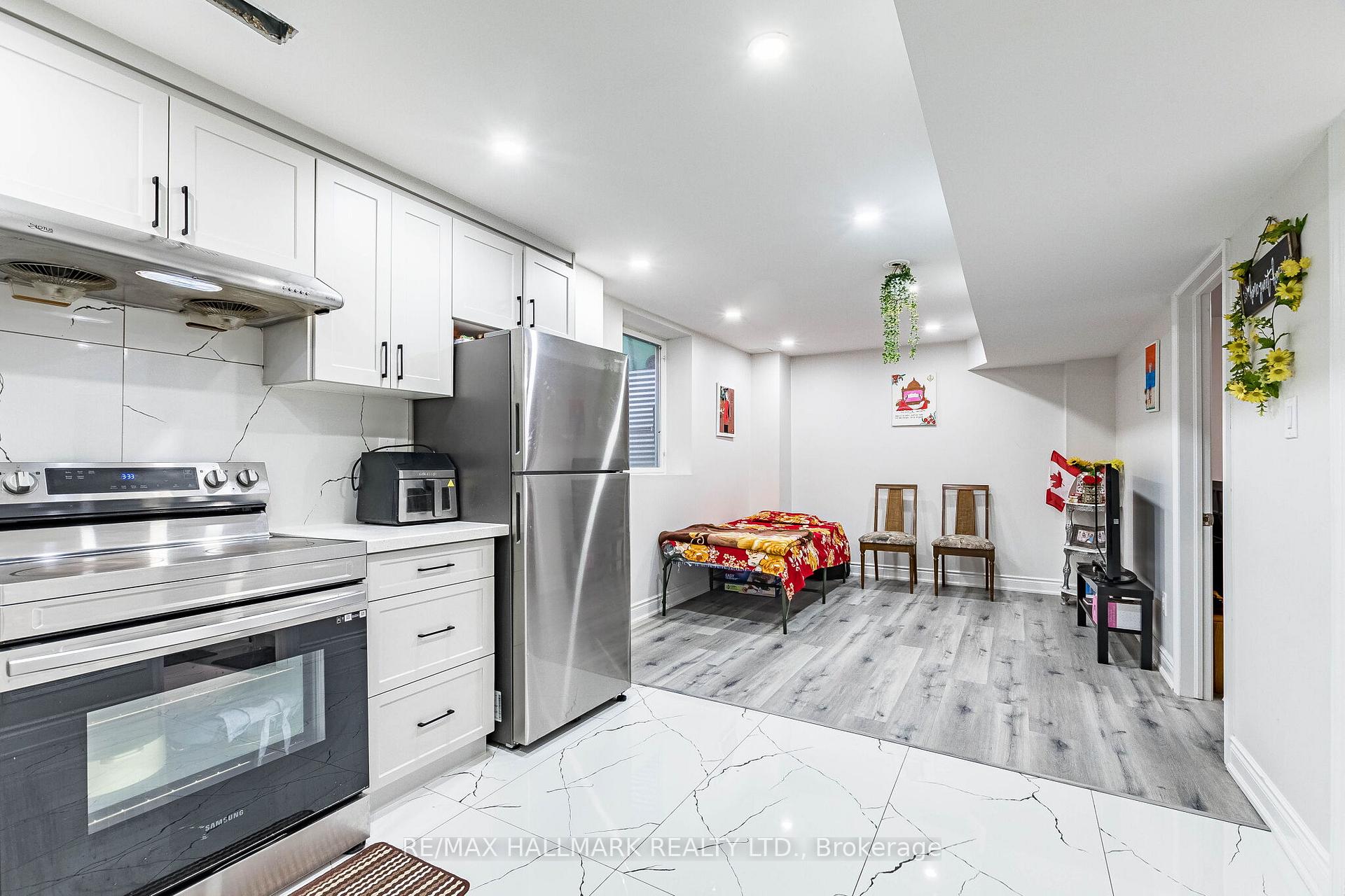 Photo 42 of 4 Callalily Road, Brampton, Northwest Sandalwood Parkway — HOMEH