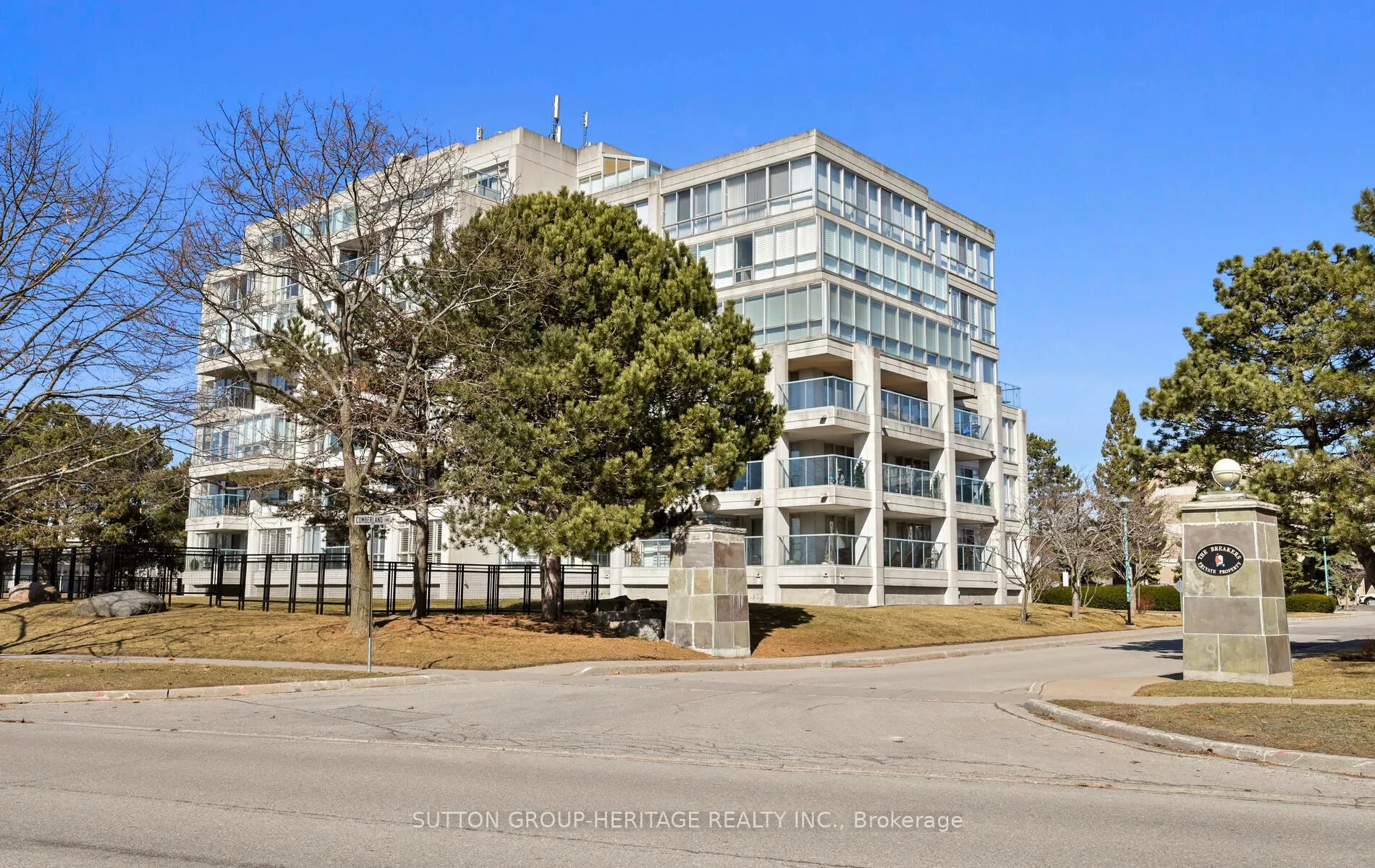 Photo 2 of Unit 405, 70 Cumberland Lane, Ajax, South West — HOMEH