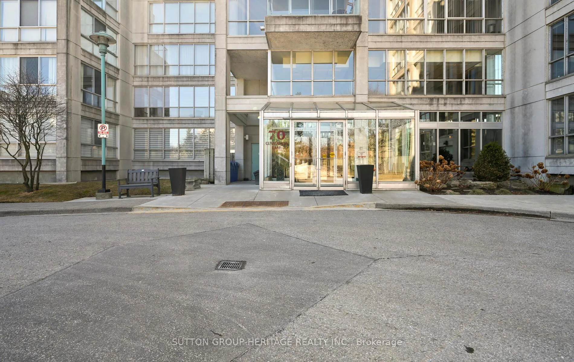 Photo 3 of Unit 405, 70 Cumberland Lane, Ajax, South West — HOMEH