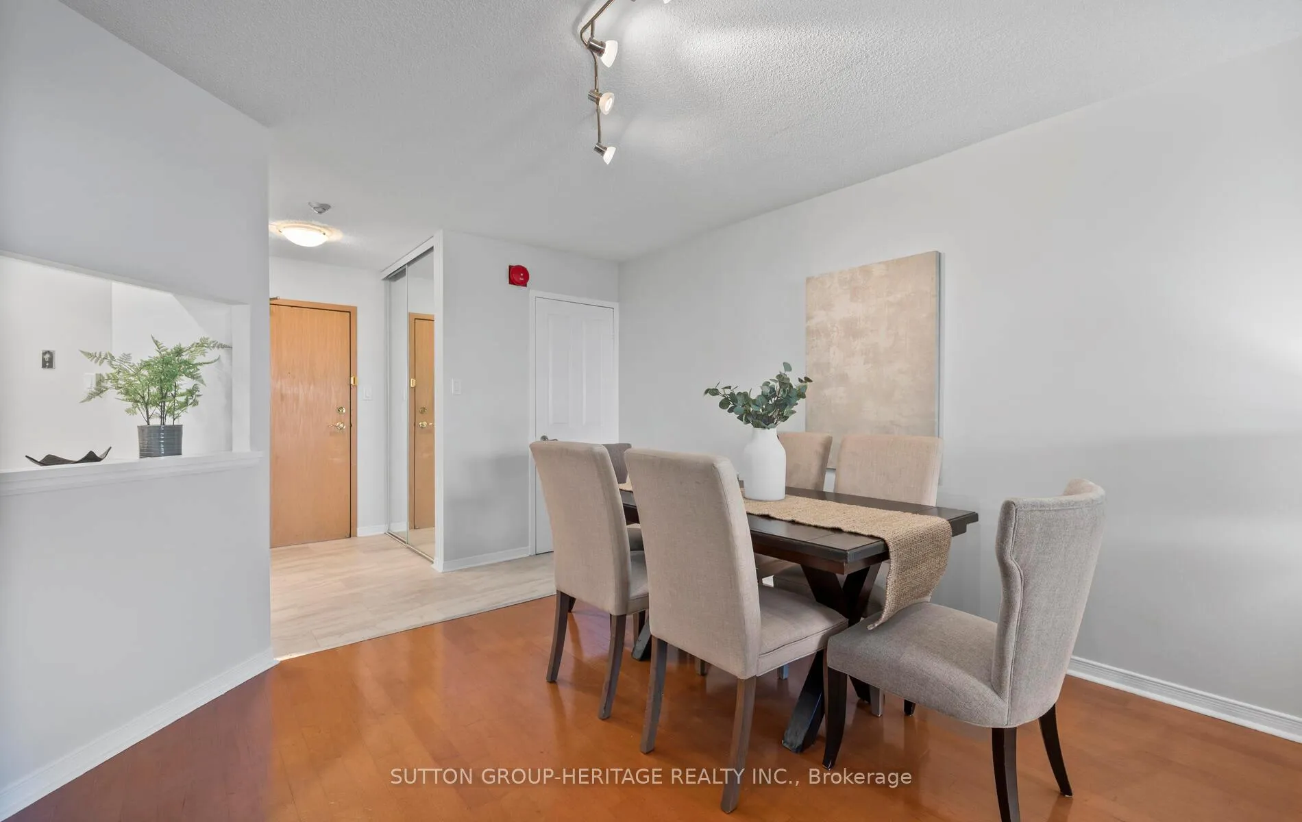 Photo 14 of Unit 405, 70 Cumberland Lane, Ajax, South West — HOMEH