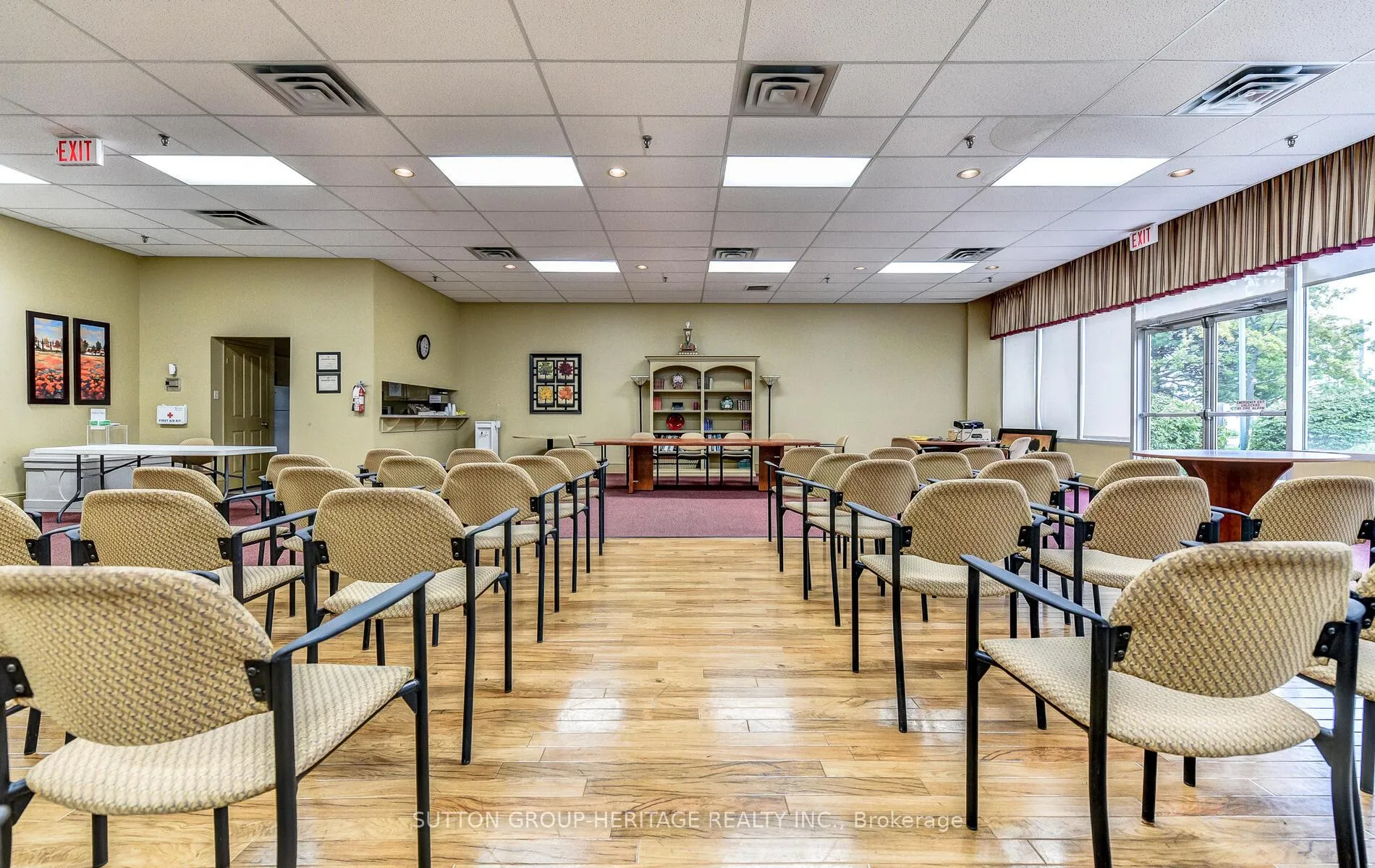 Photo 31 of Unit 405, 70 Cumberland Lane, Ajax, South West — HOMEH
