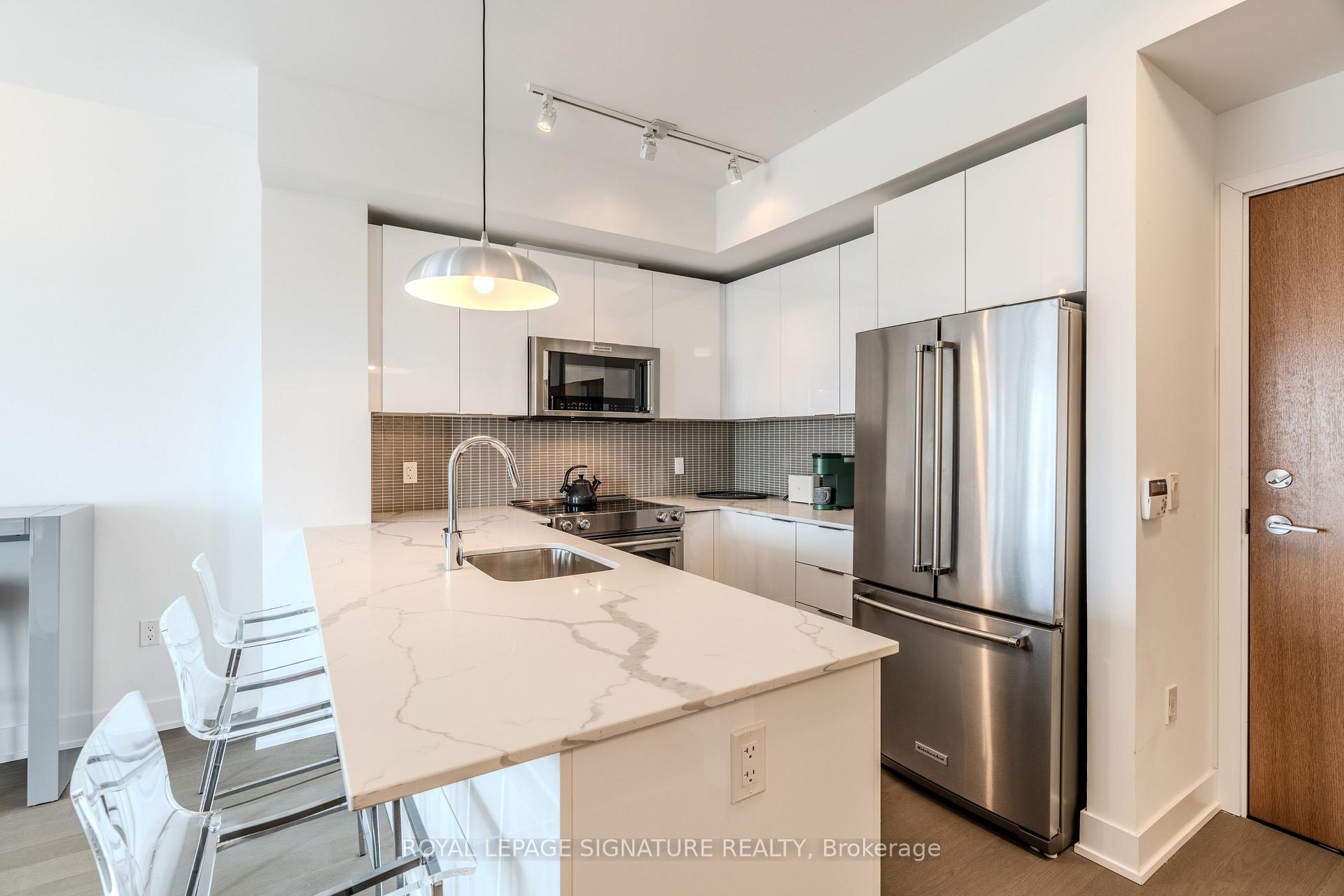 Photo 8 of Unit 515, 20 Shore Breeze Drive, Etobicoke, Mimico — HOMEH