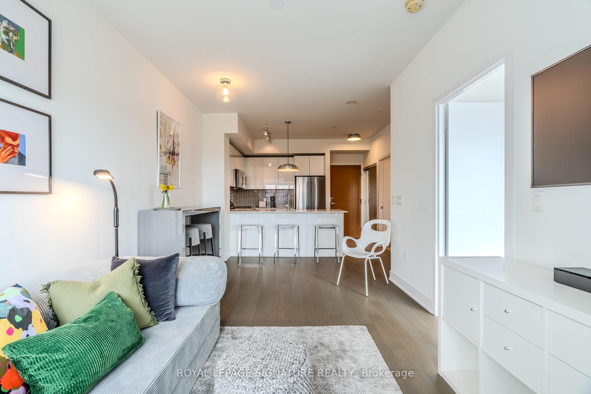 Photo 9 of Unit 515, 20 Shore Breeze Drive, Etobicoke, Mimico — HOMEH