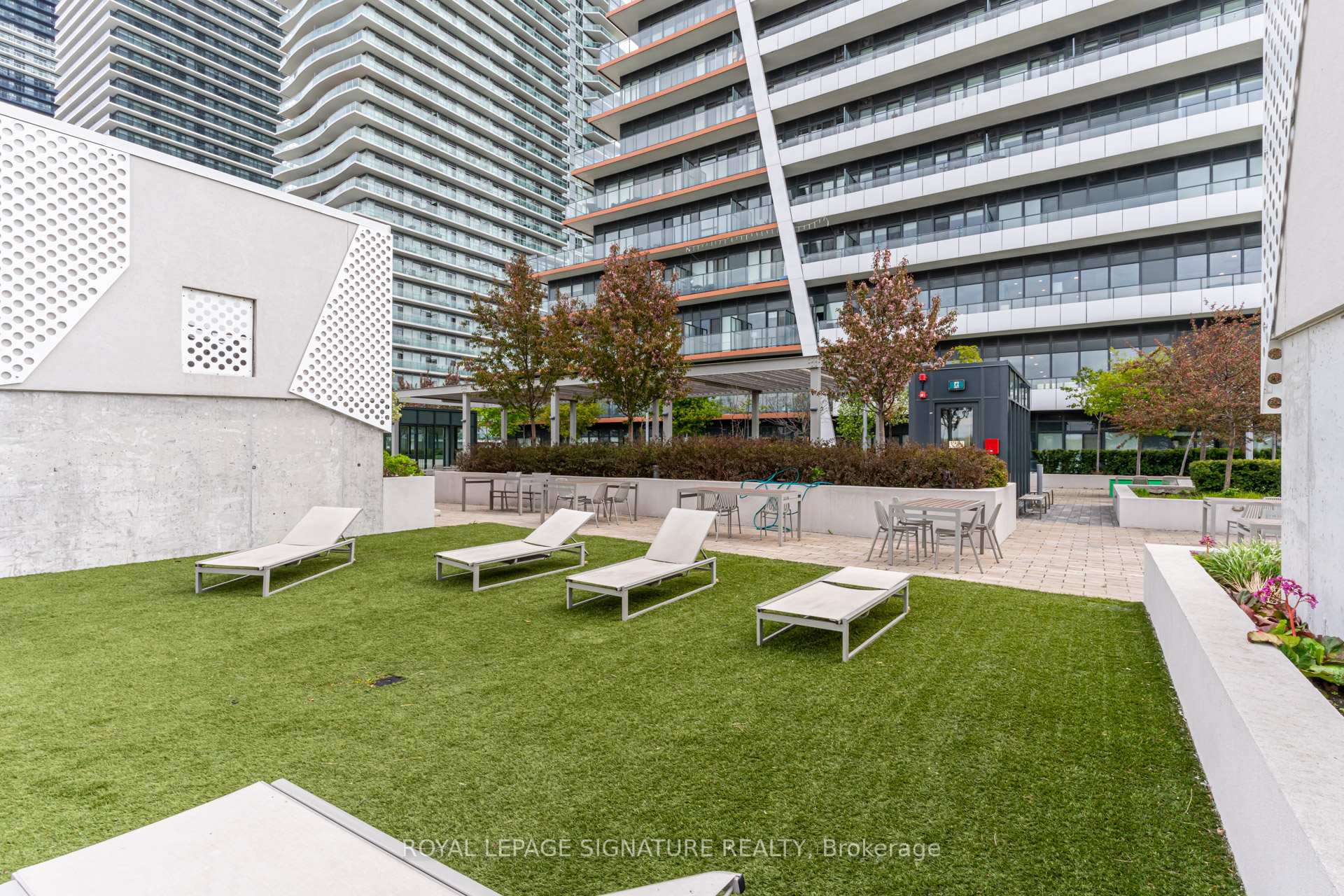 Photo 29 of Unit 515, 20 Shore Breeze Drive, Etobicoke, Mimico — HOMEH