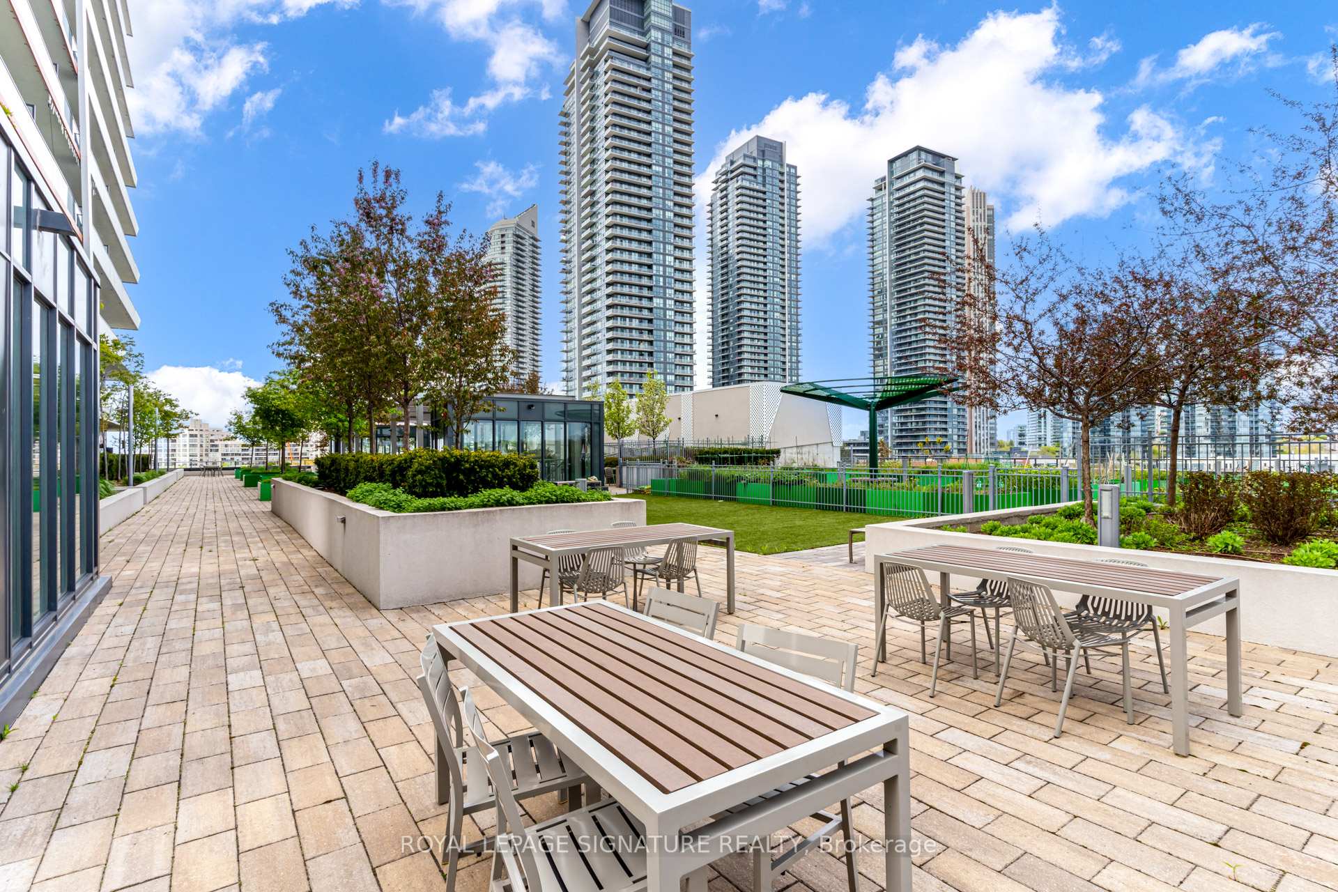 Photo 31 of Unit 515, 20 Shore Breeze Drive, Etobicoke, Mimico — HOMEH