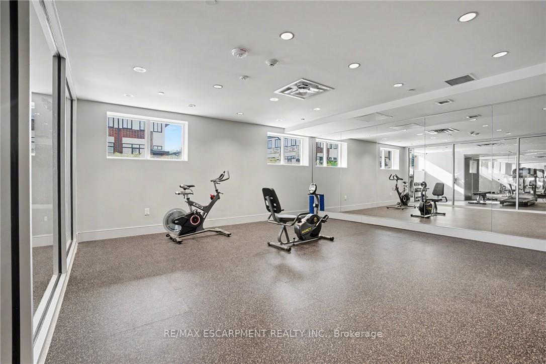 Photo 26 of Unit 414, 16 Markle Crescent, Hamilton, Ancaster — HOMEH