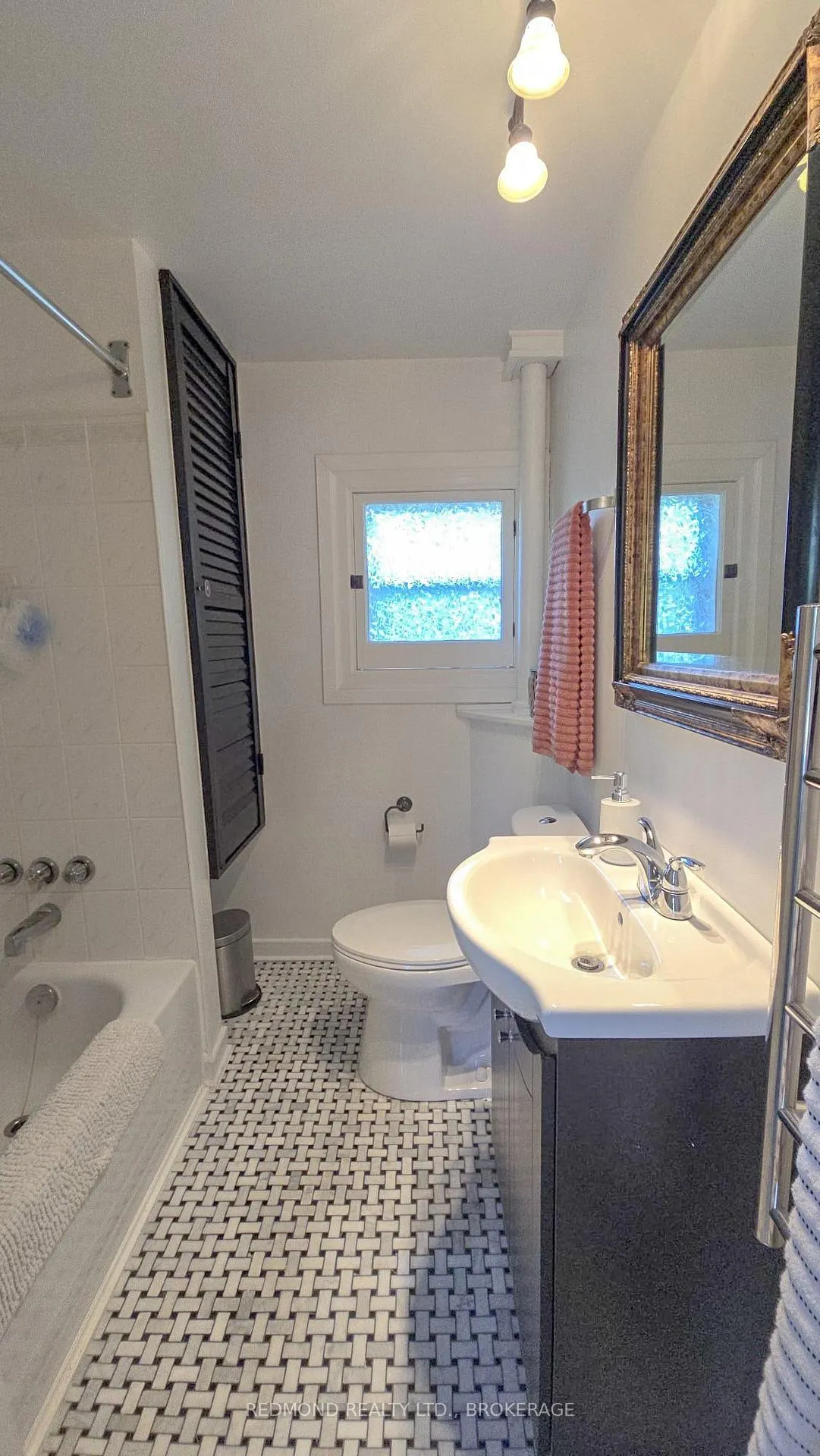 Photo 21 of 200 South Street, Gananoque, Gananoque — HOMEH