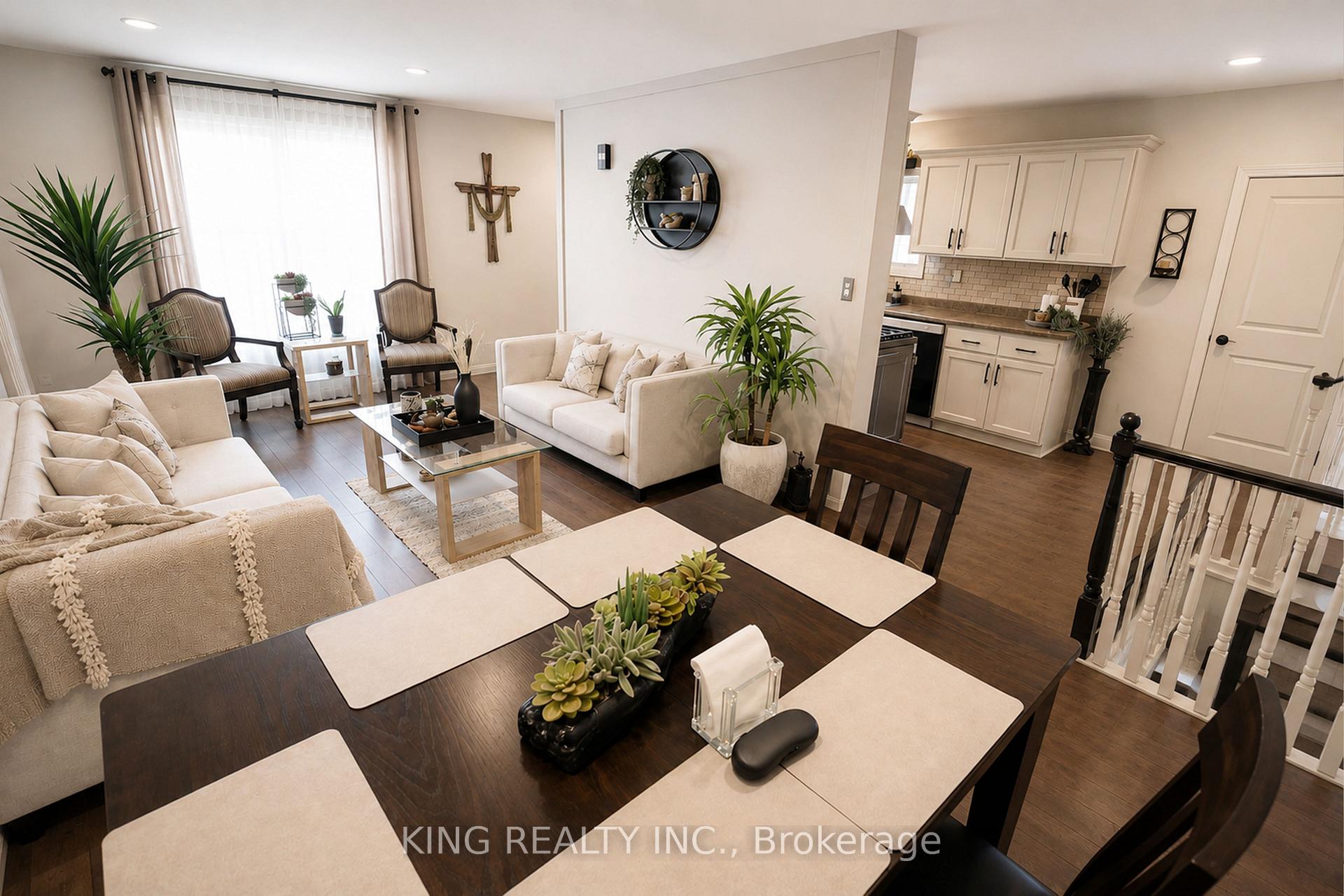 Photo 4 of 2613 Carissa Avenue, Windsor, Forest Glade — HOMEH