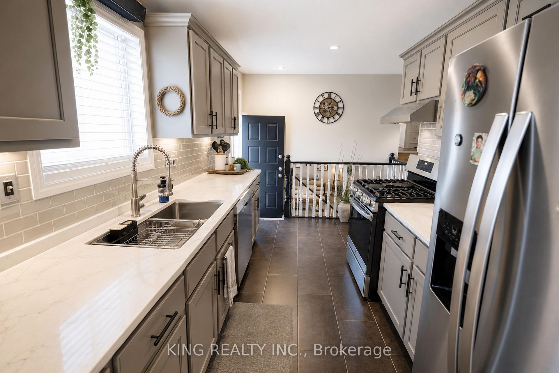 Photo 5 of 2613 Carissa Avenue, Windsor, Forest Glade — HOMEH