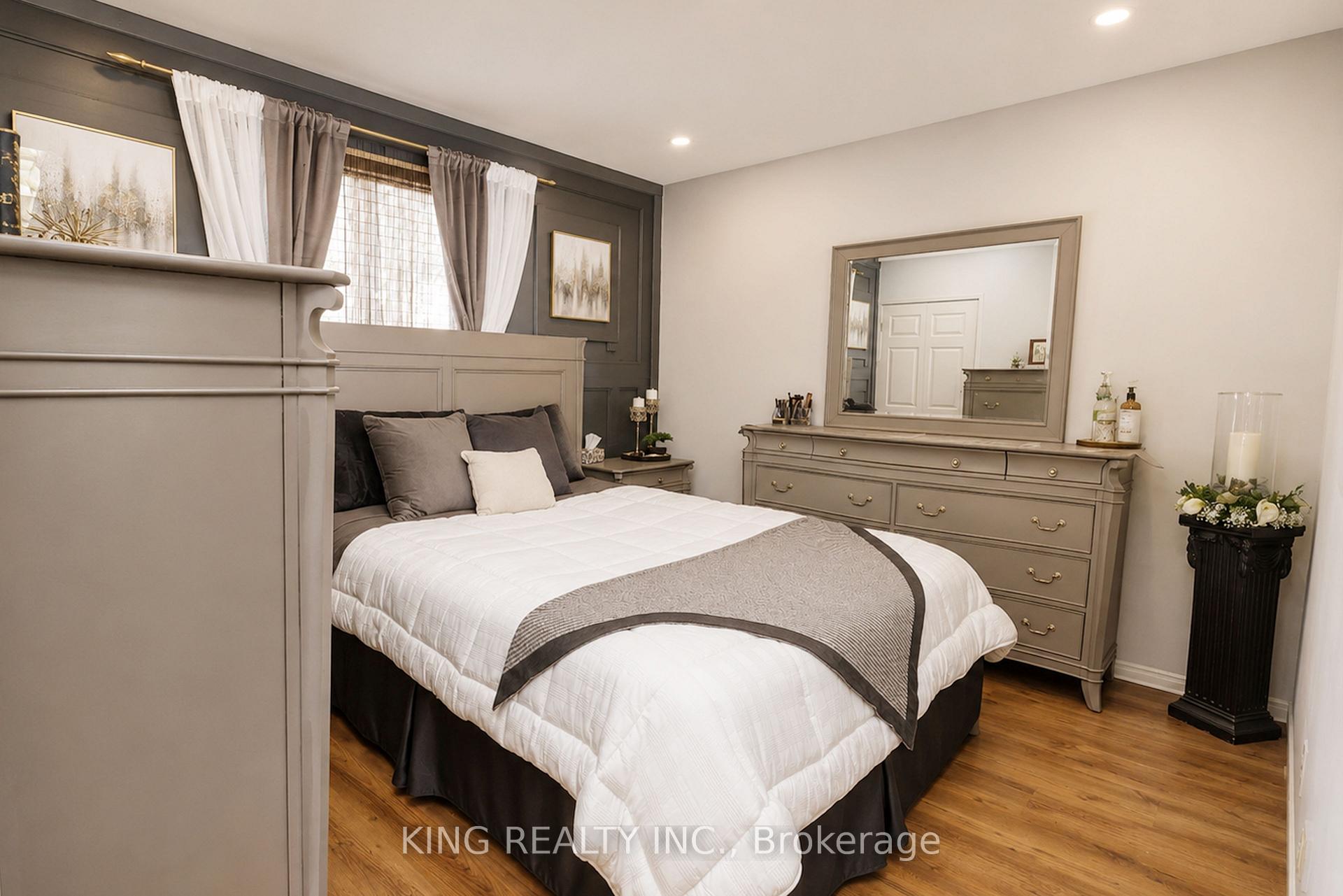 Photo 9 of 2613 Carissa Avenue, Windsor, Forest Glade — HOMEH