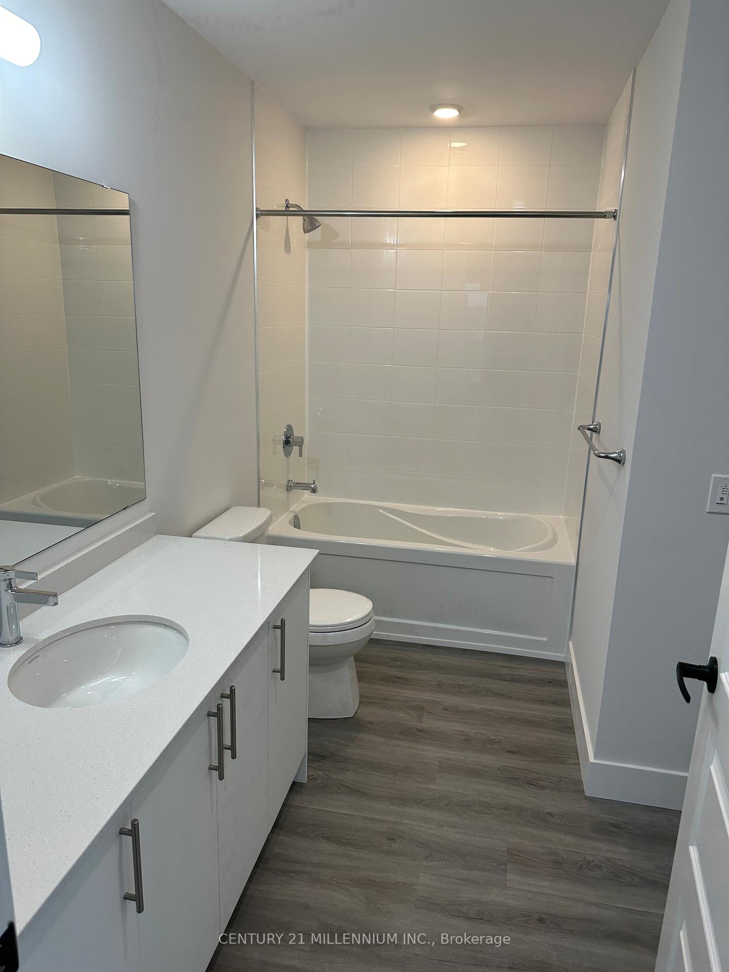 Photo 7 of Unit 304, 1000 Lackner Boulevard, Kitchener, Grand River North — HOMEH