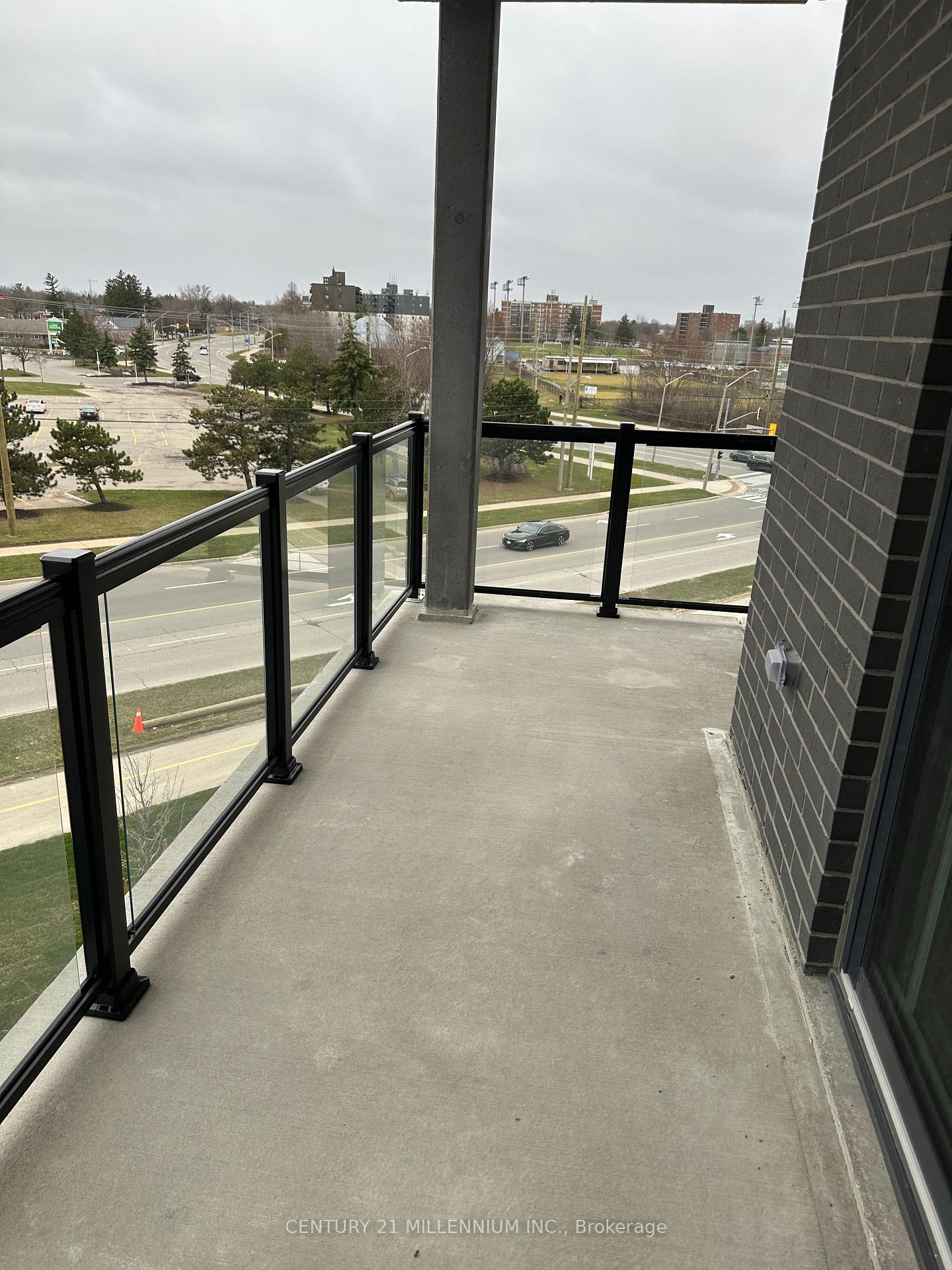 Photo 12 of Unit 304, 1000 Lackner Boulevard, Kitchener, Grand River North — HOMEH