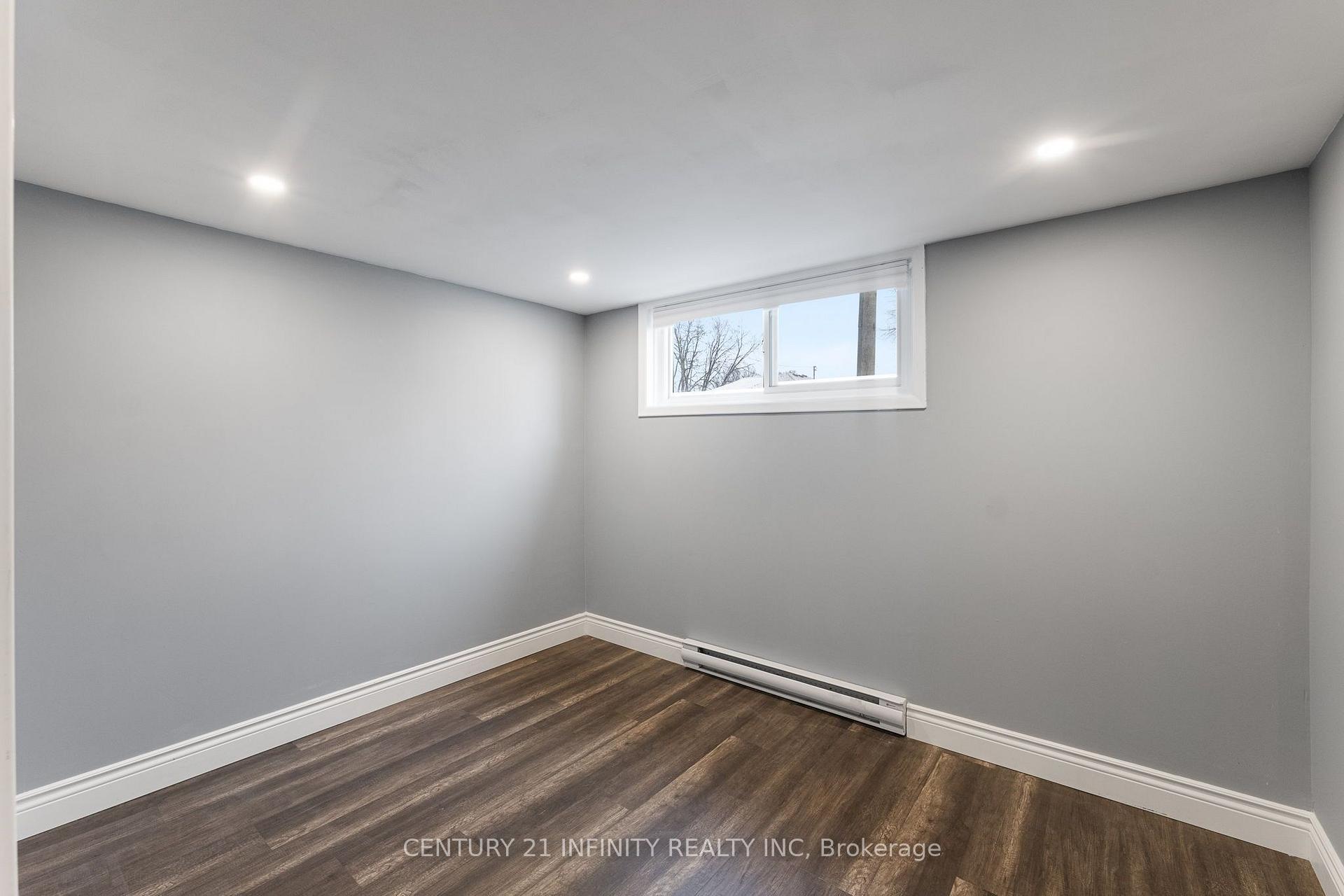 Photo 10 of 10 Coleman Street, Clarington, Bowmanville — HOMEH