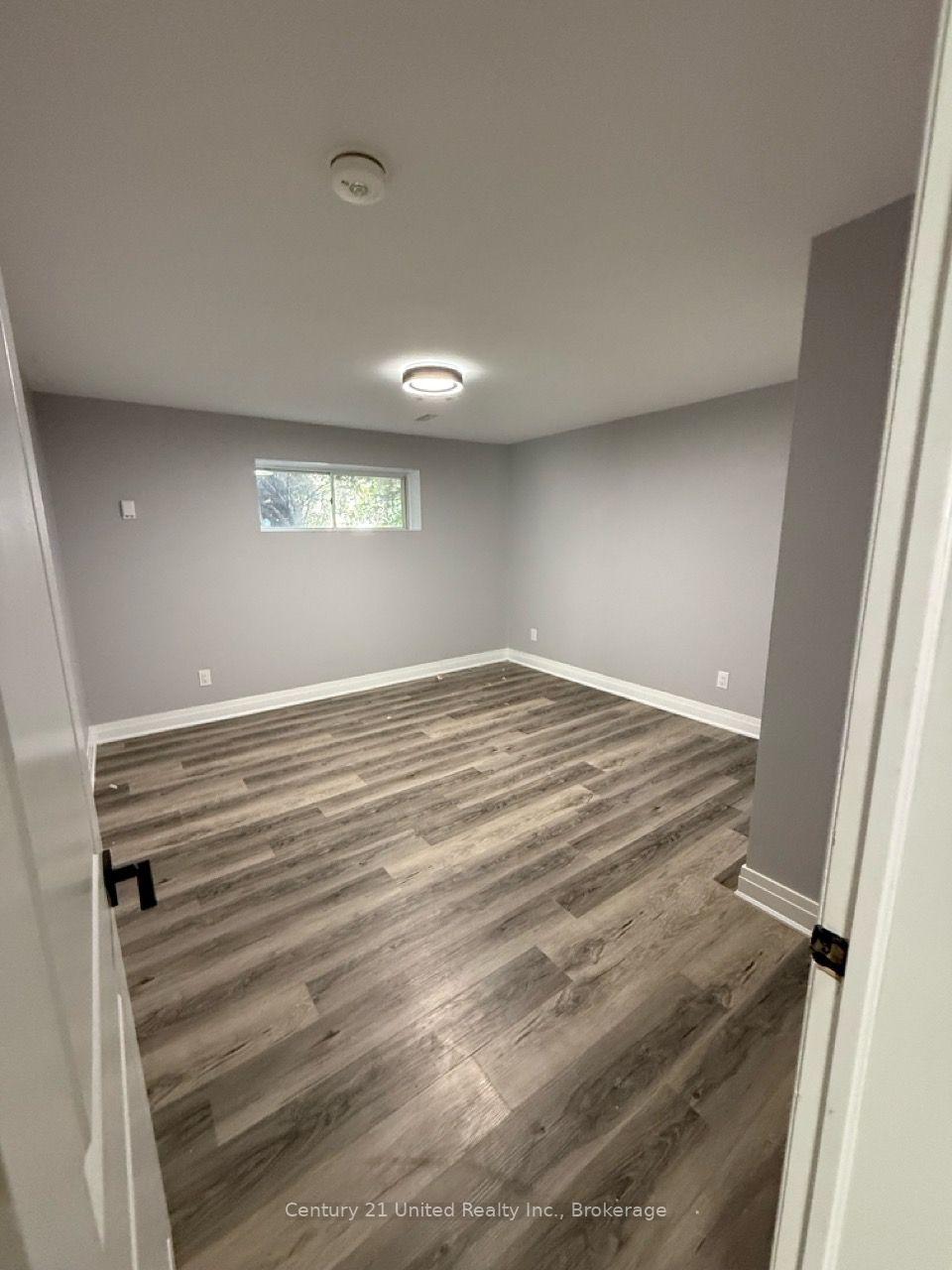 Photo 8 of Unit Unit A, 2603 Foxmeadow Road, Peterborough, Ashburnham Ward 4 — HOMEH