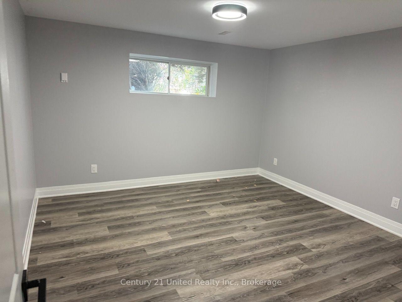 Photo 9 of Unit Unit A, 2603 Foxmeadow Road, Peterborough, Ashburnham Ward 4 — HOMEH