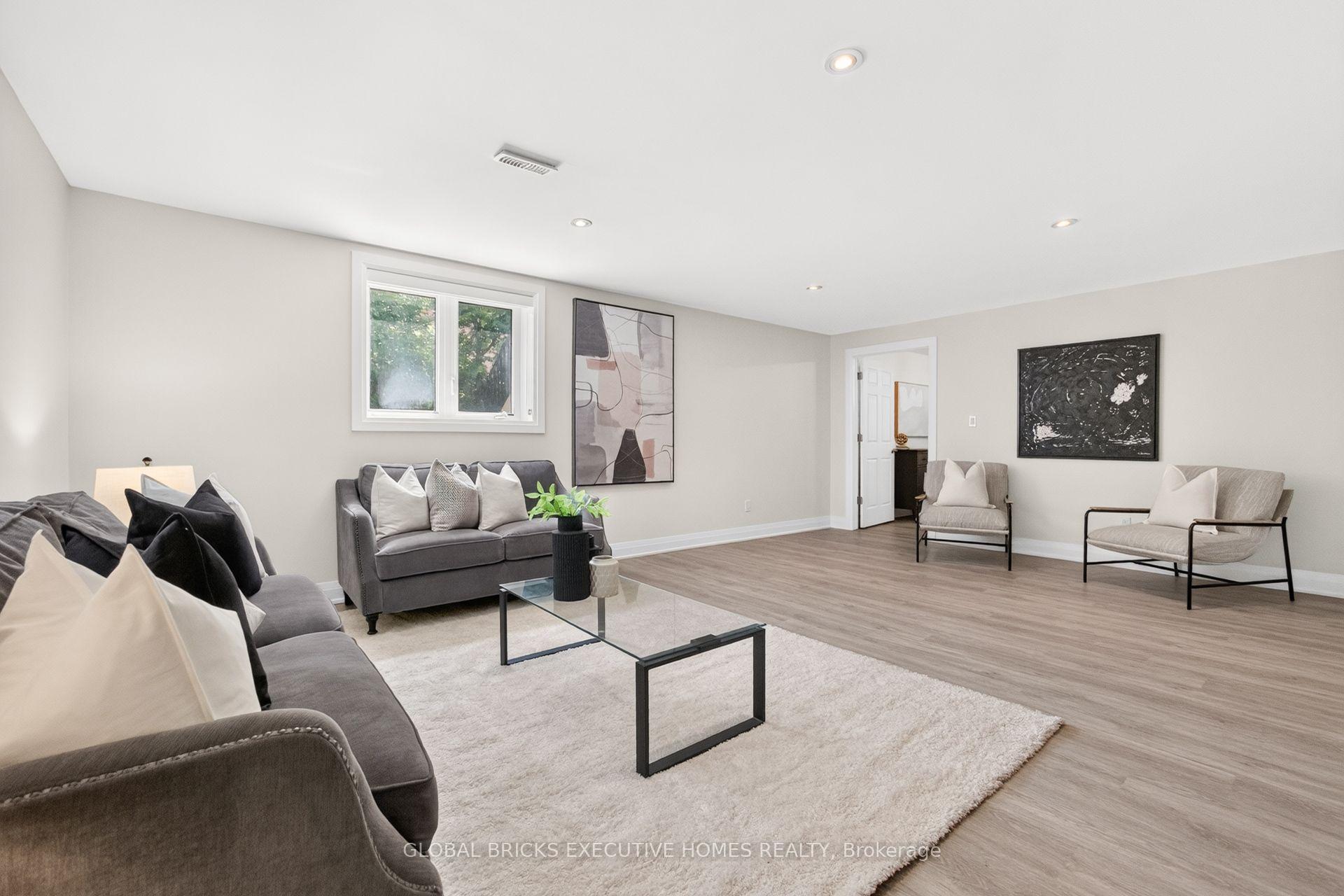 Photo 41 of 56 Valleyscape Drive, Kitchener, Doon South — HOMEH