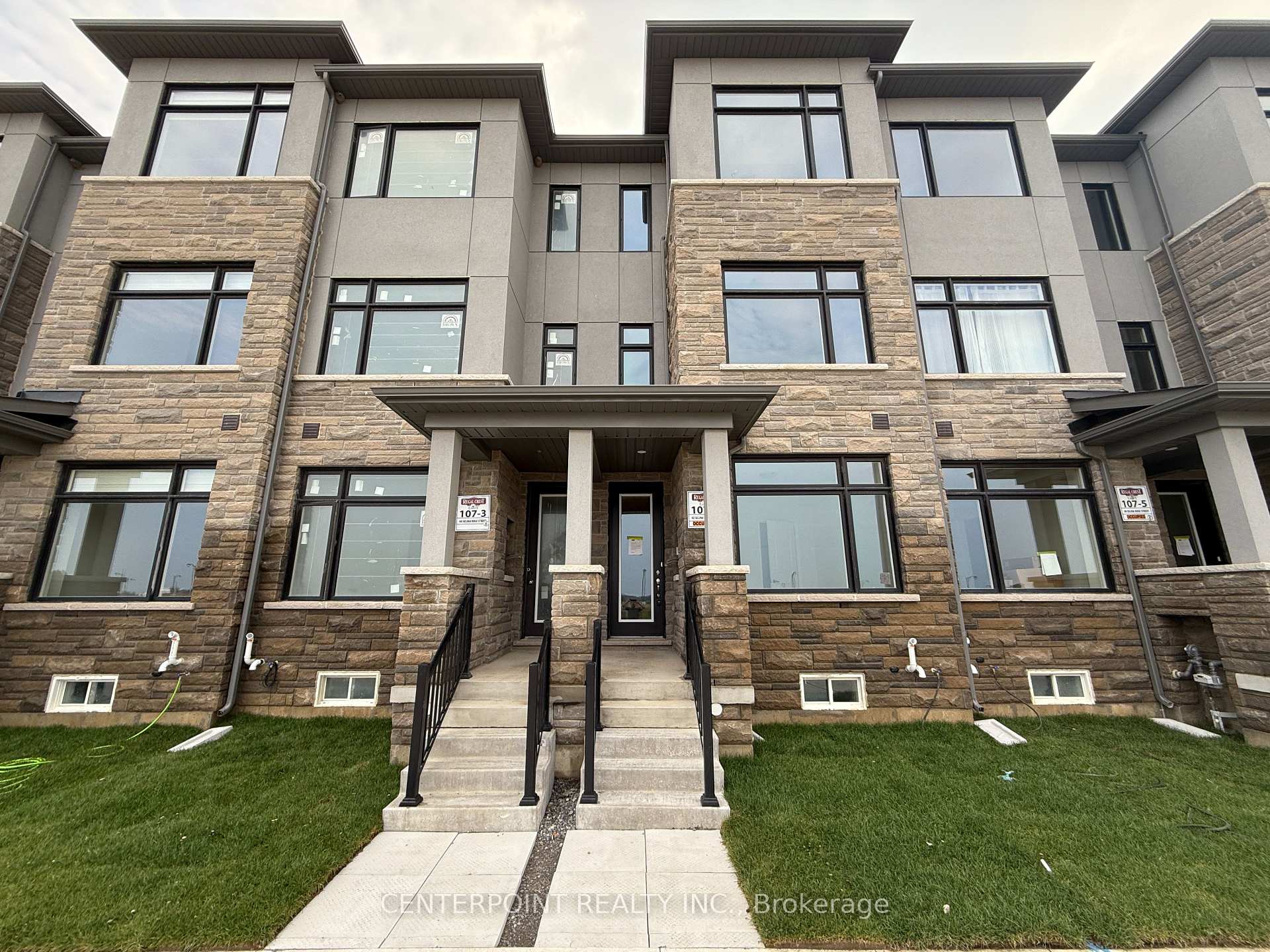 Front of Unit 107-4, 42 Selina Rose Street