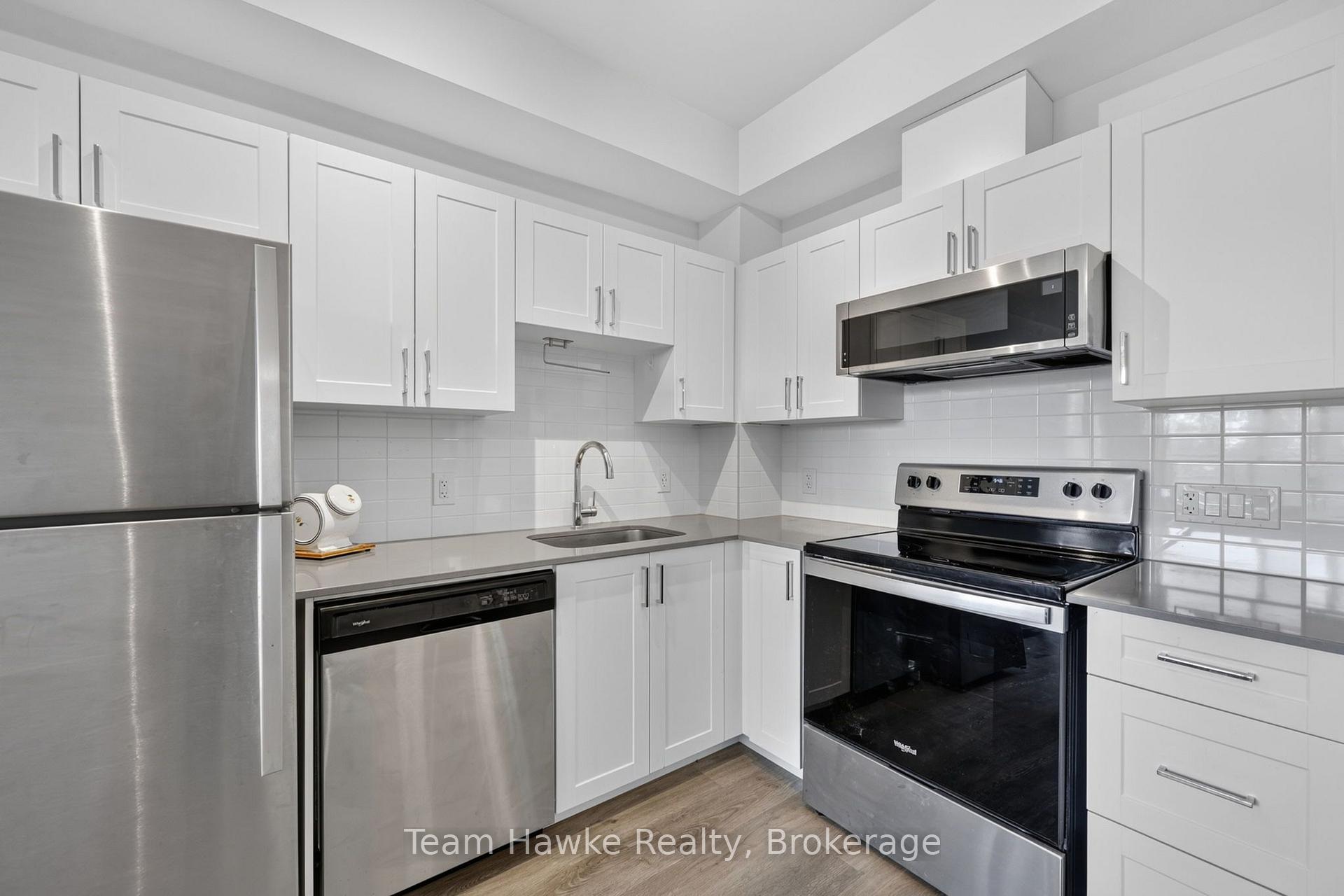 Photo 13 of Unit 63, 430 Essa Road, Barrie, Holly — HOMEH