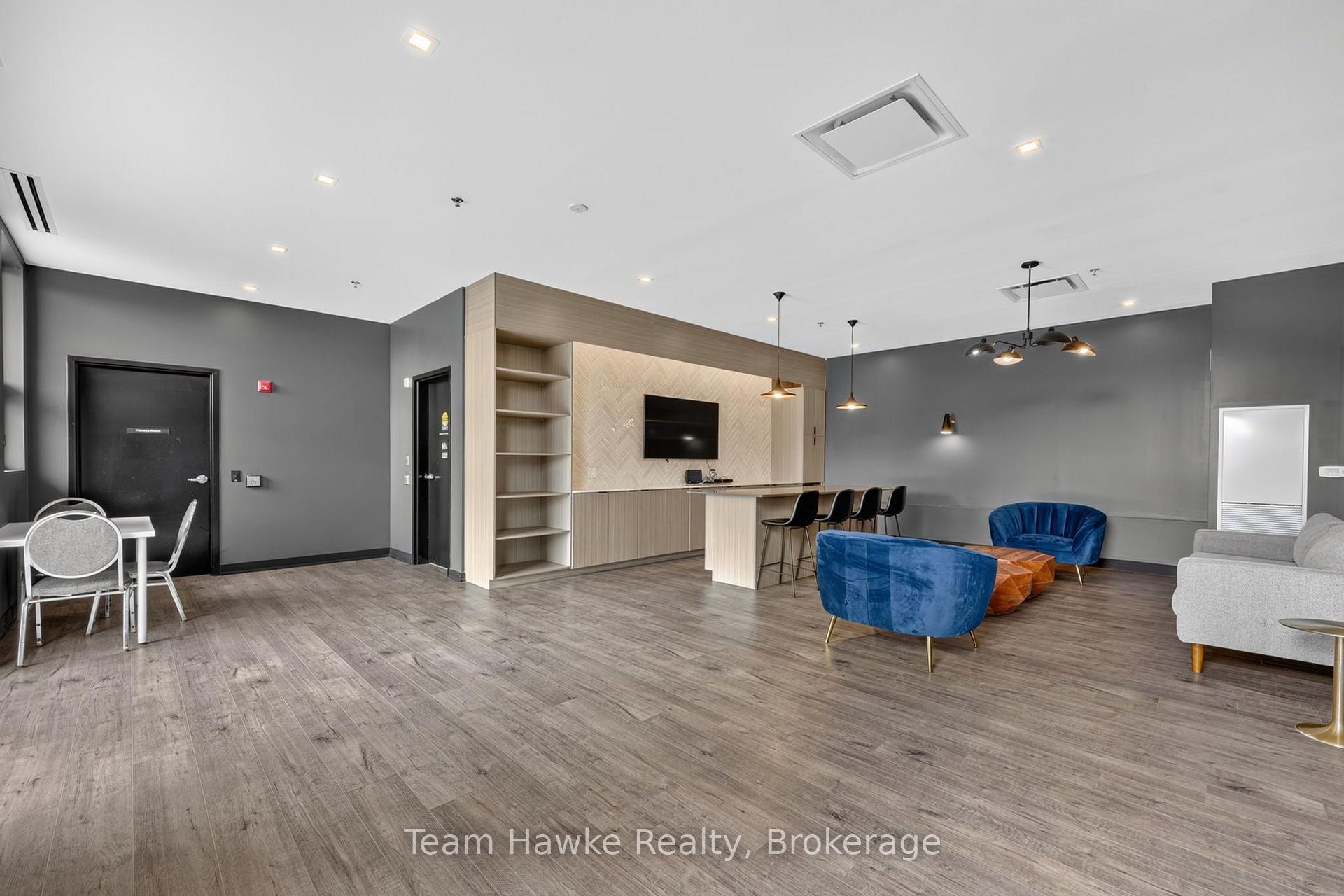 Photo 30 of Unit 63, 430 Essa Road, Barrie, Holly — HOMEH
