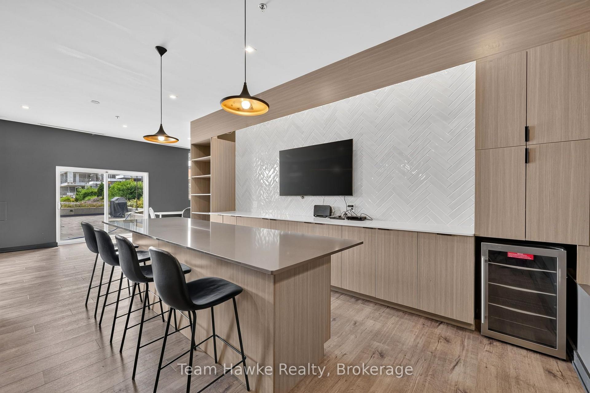 Photo 33 of Unit 63, 430 Essa Road, Barrie, Holly — HOMEH