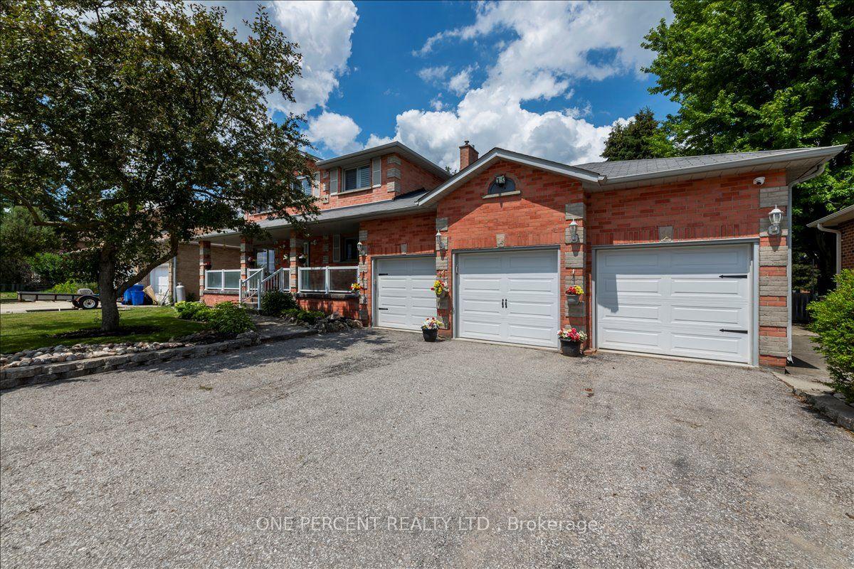 Photo 1 of 101 Toll Road, East Gwillimbury, Holland Landing — HOMEH