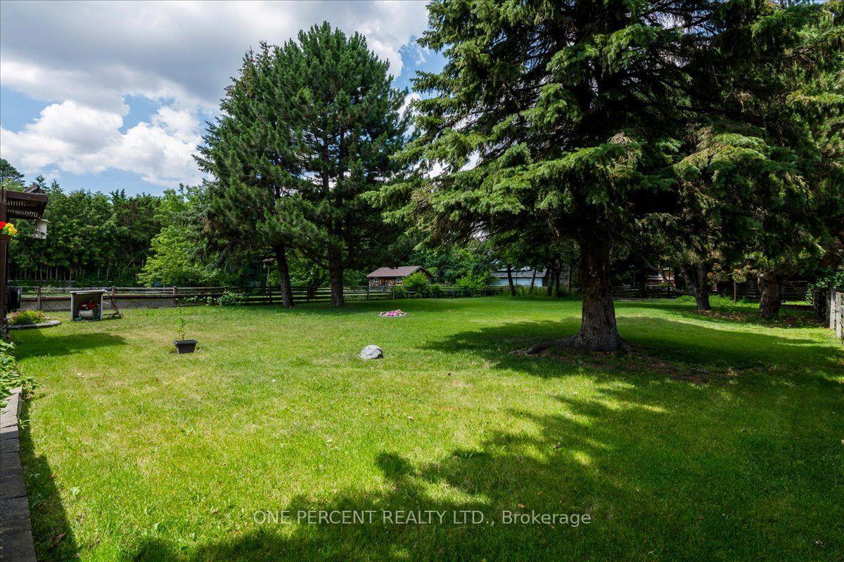 Photo 9 of 101 Toll Road, East Gwillimbury, Holland Landing — HOMEH