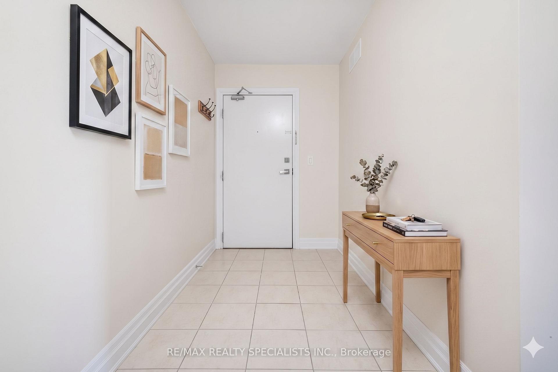 Photo 3 of Unit 209, 1045 Nadalin Heights, Milton, Willmott — HOMEH
