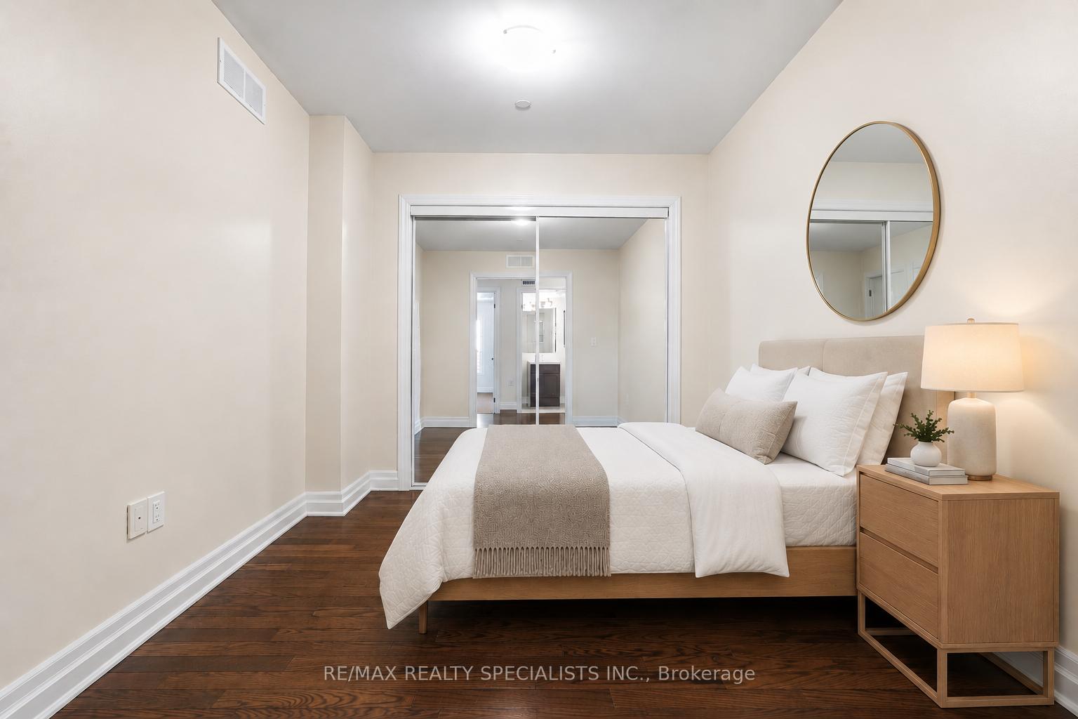 Photo 10 of Unit 209, 1045 Nadalin Heights, Milton, Willmott — HOMEH
