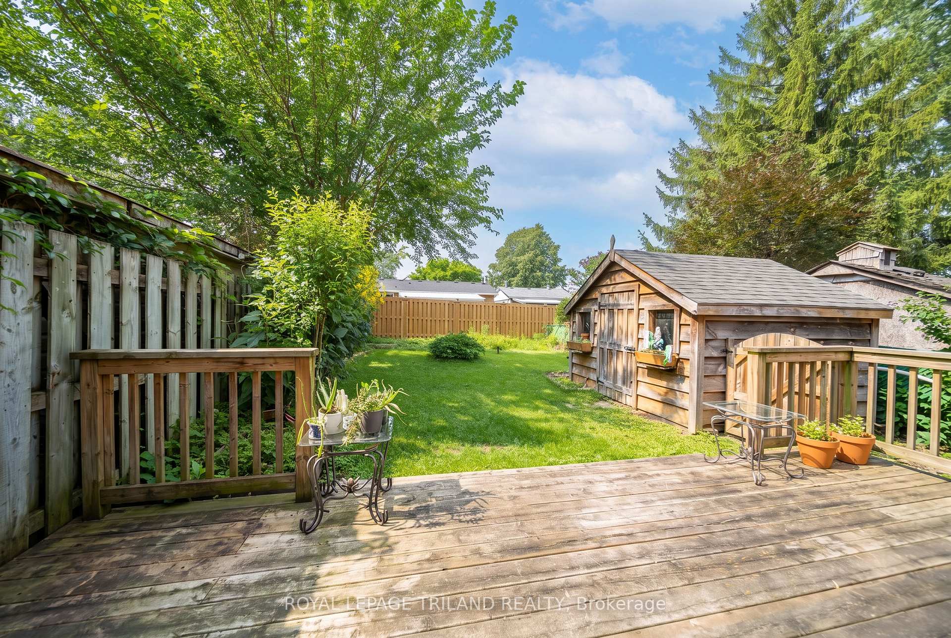 Photo 30 of 220 Admiral Drive, London, East I — HOMEH