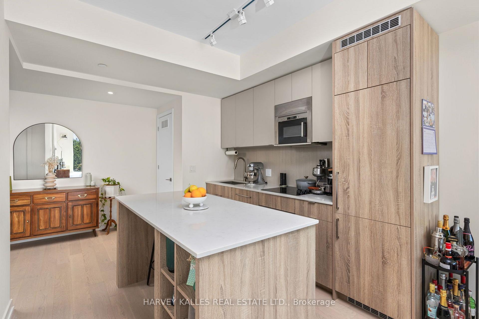 Photo 12 of Unit 803, 840 St. Clair Avenue W, Toronto, Oakwood Village — HOMEH