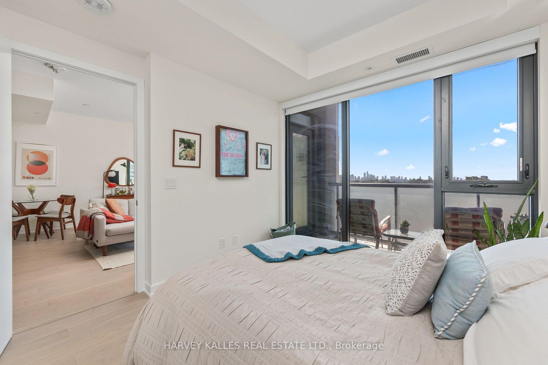 Photo 16 of Unit 803, 840 St. Clair Avenue W, Toronto, Oakwood Village — HOMEH