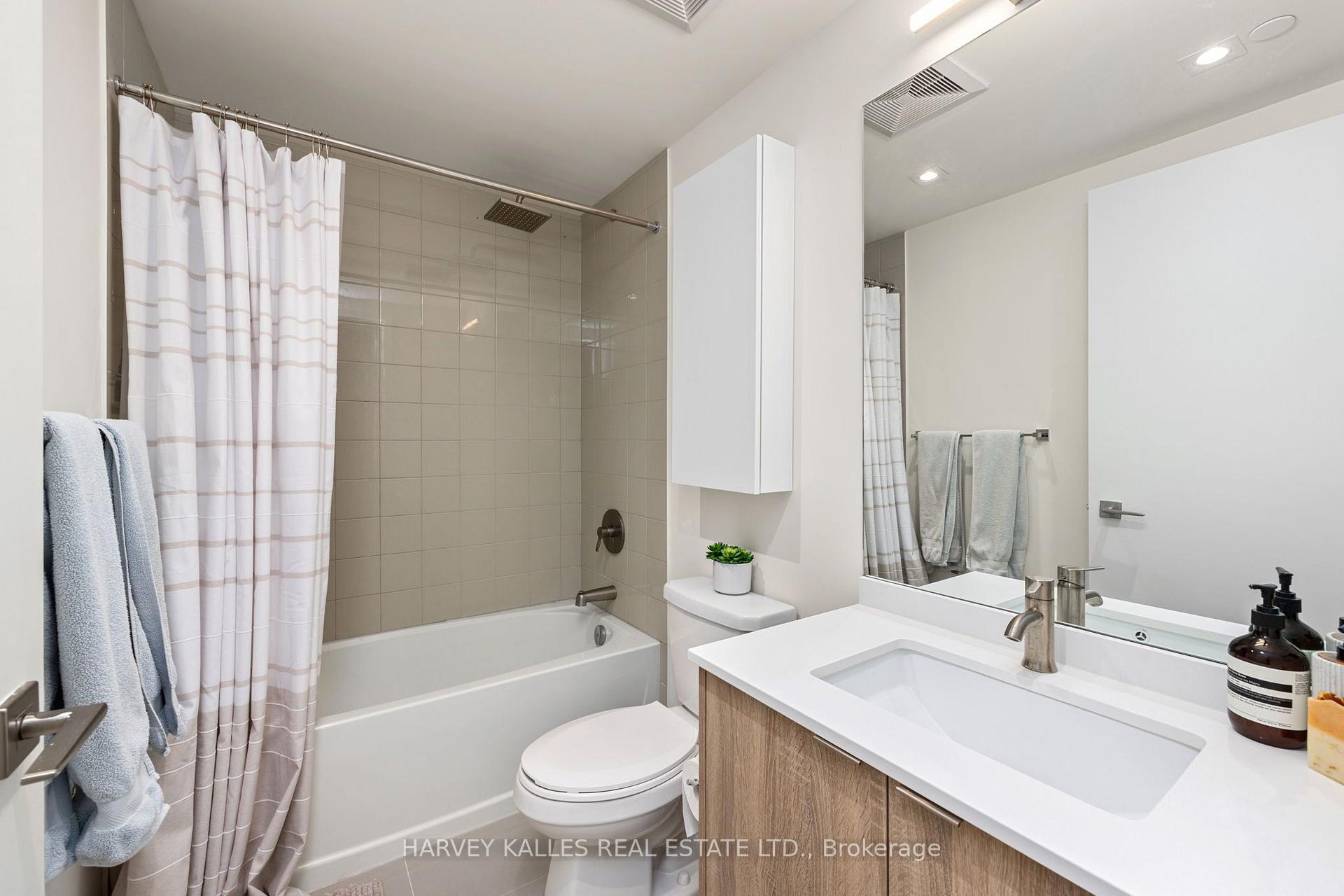 Photo 23 of Unit 803, 840 St. Clair Avenue W, Toronto, Oakwood Village — HOMEH