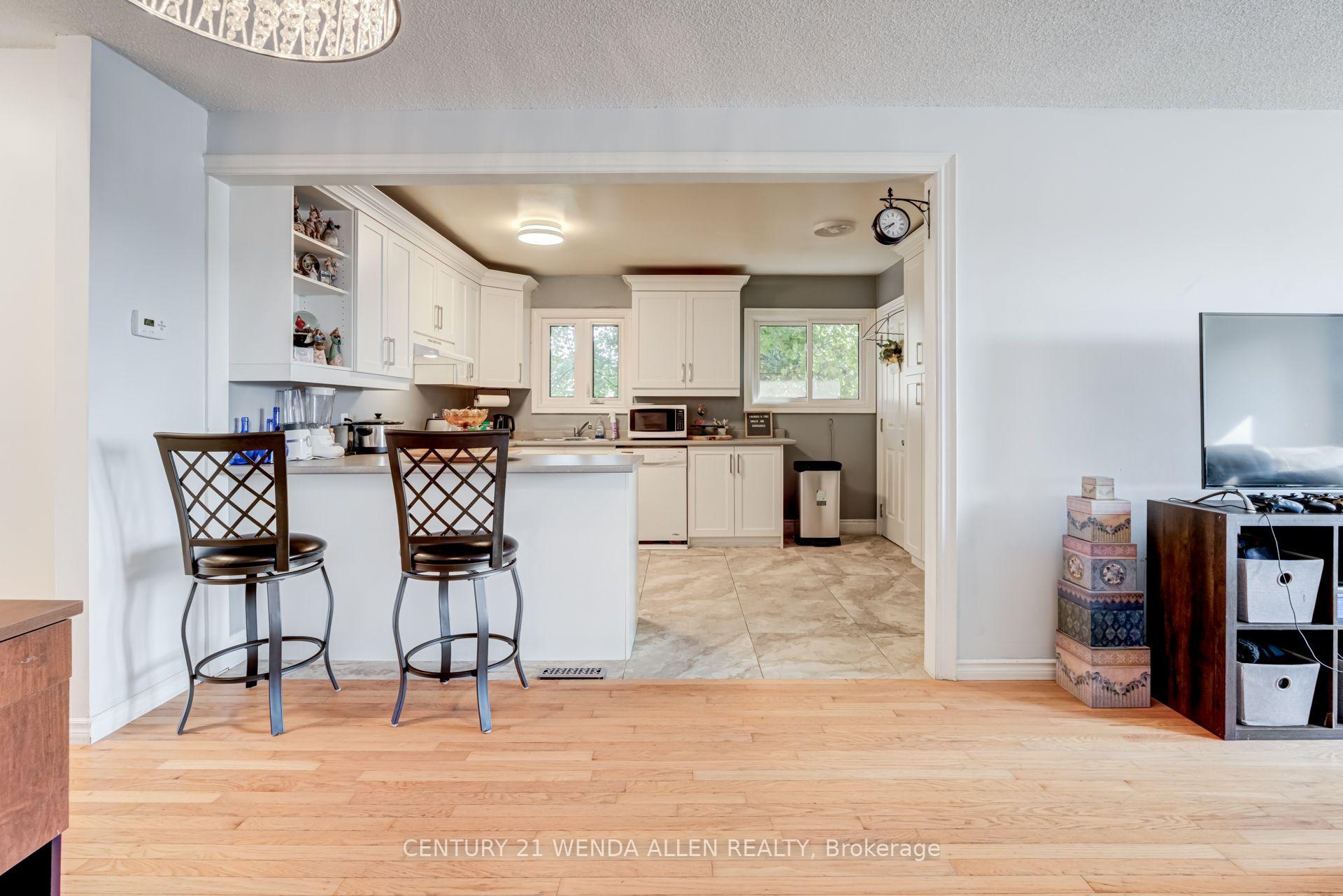 Photo 6 of 1742 Nash Road, Clarington, Courtice — HOMEH