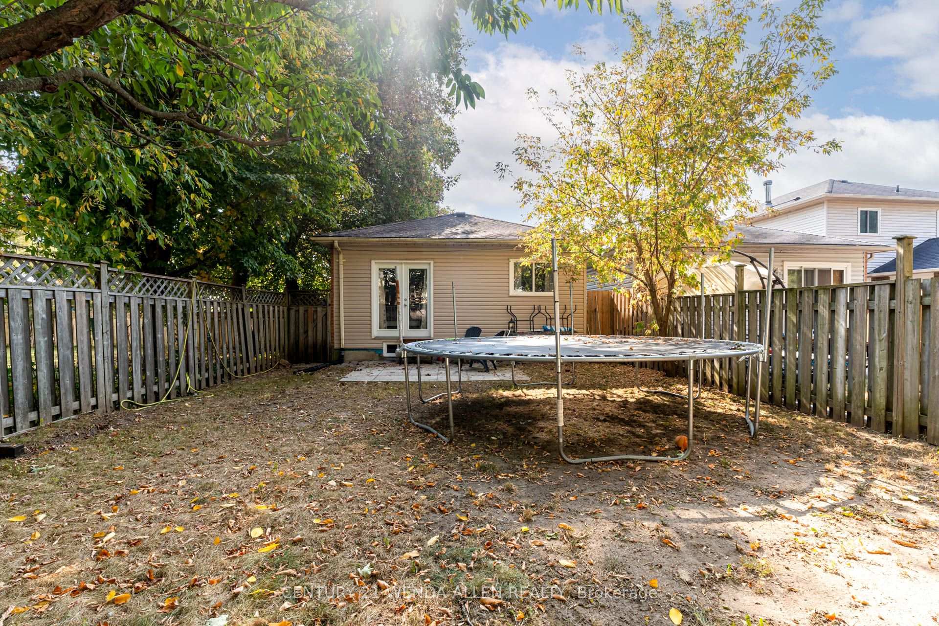 Photo 23 of 1742 Nash Road, Clarington, Courtice — HOMEH