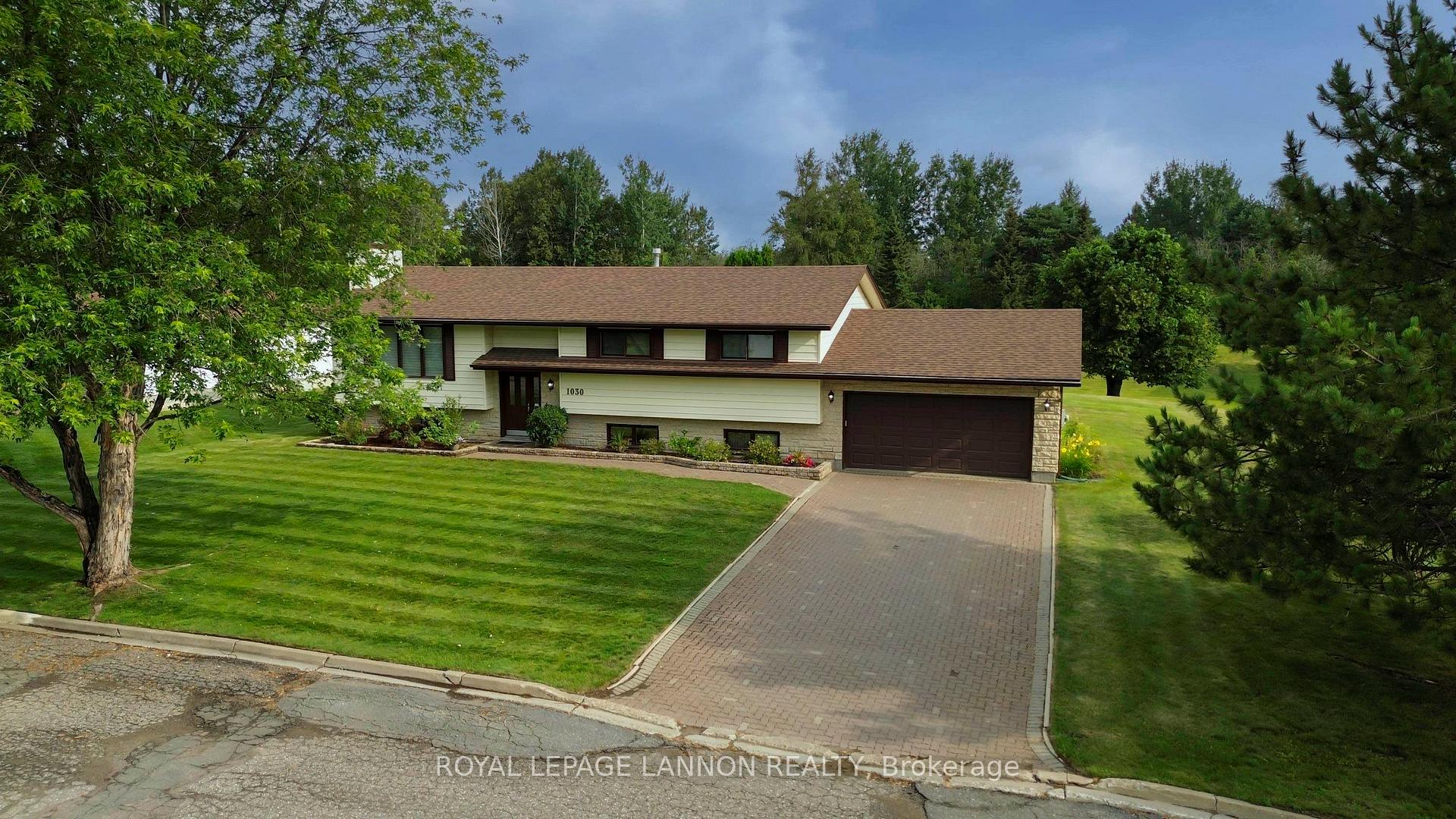 Photo 1 of 1030 Brookview Place, Thunder Bay, Mountain Road — HOMEH